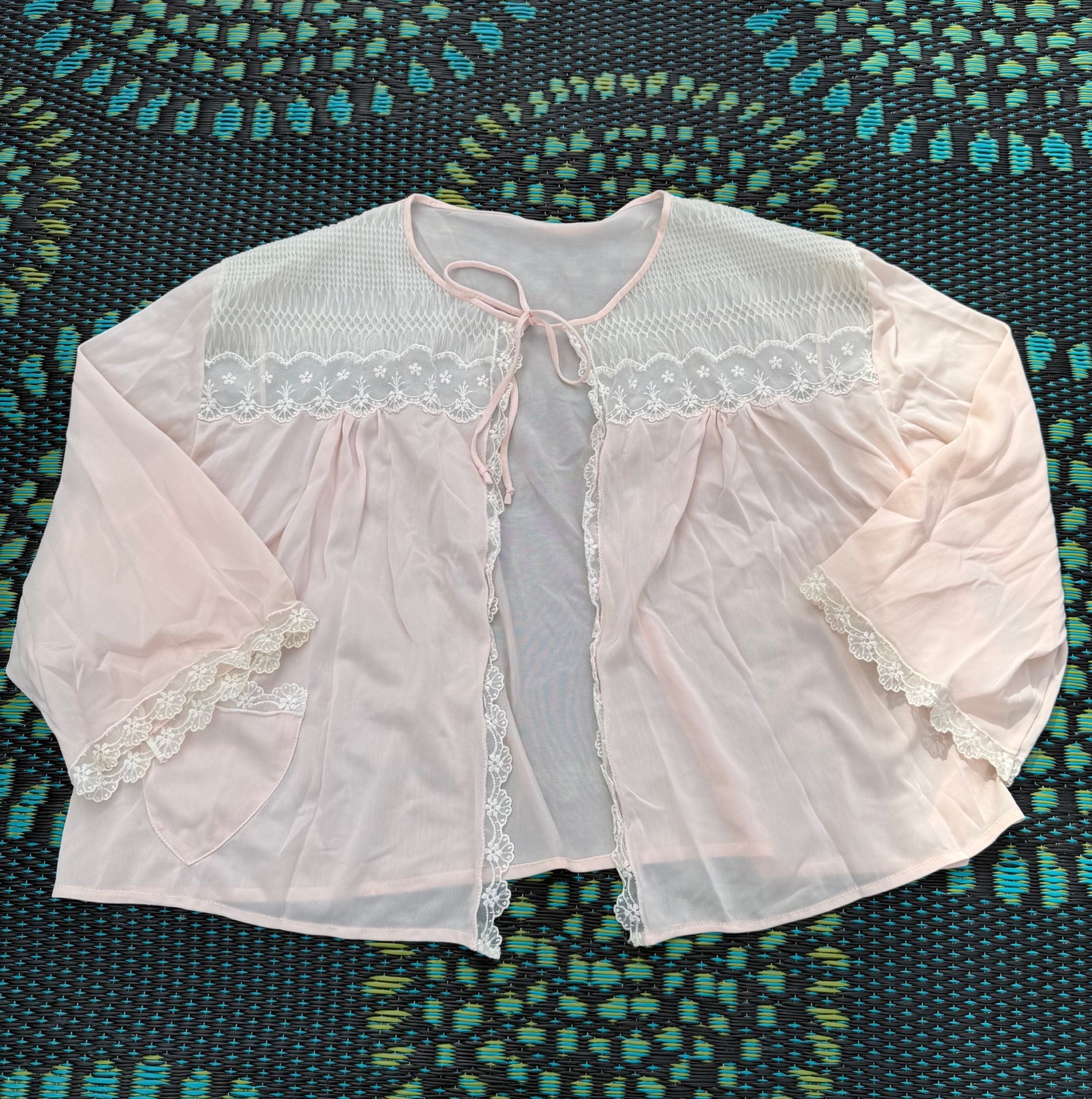 Vintage Pink Bed Jacket Lingerie Lace Shrug 2