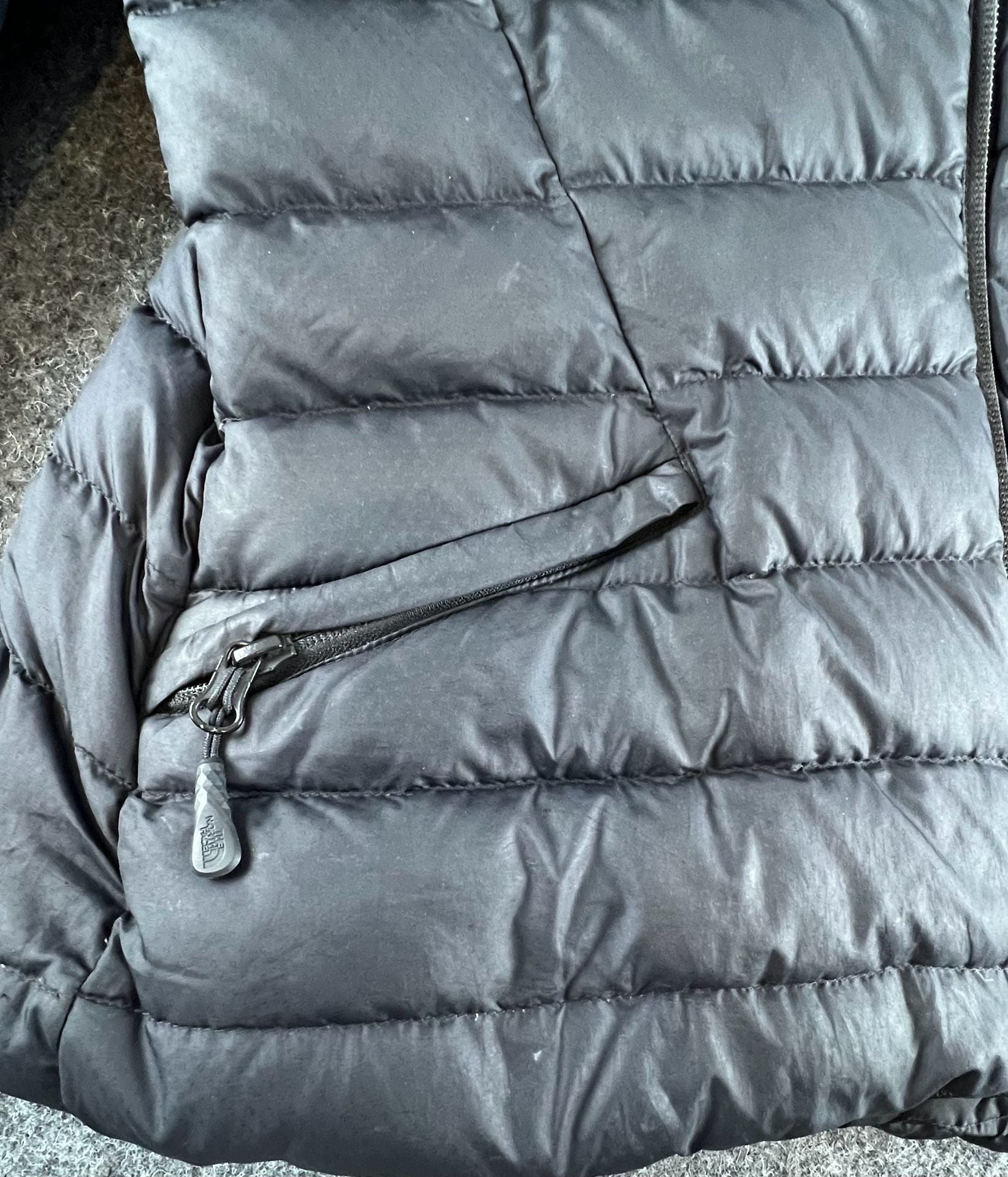The North Face 550 Puffer Jacket Size S/P Black Down Quilted Hooded 9