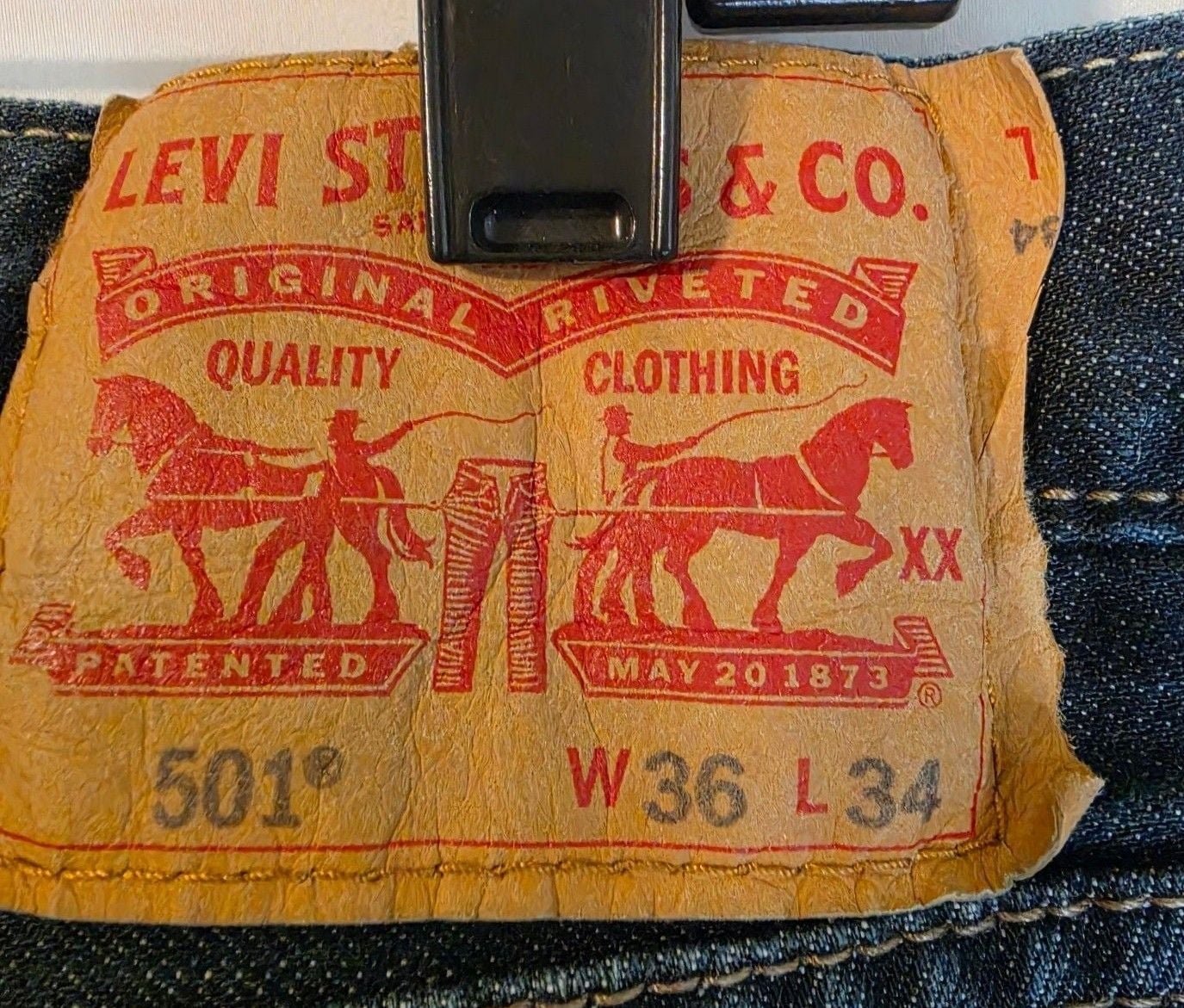 Levi's 501 Original Fit Jeans Size 36x34 Dark Wash 4