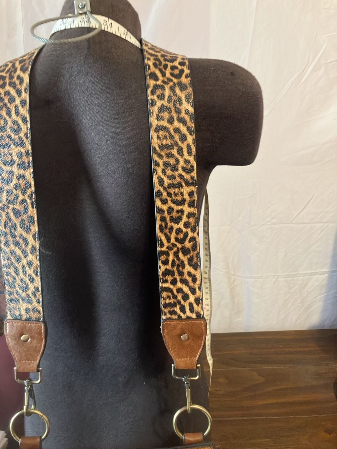 Jen & Co Brown Crossbody Handbag With Leopard Strap 3