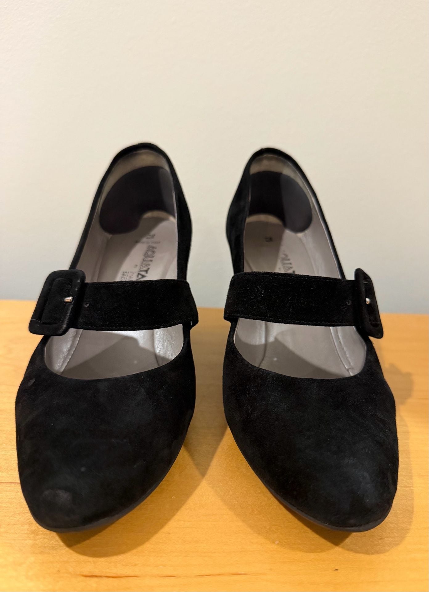 Aquatalia Mary Jane Pumps Size 7.5 Black Suede Heels 9