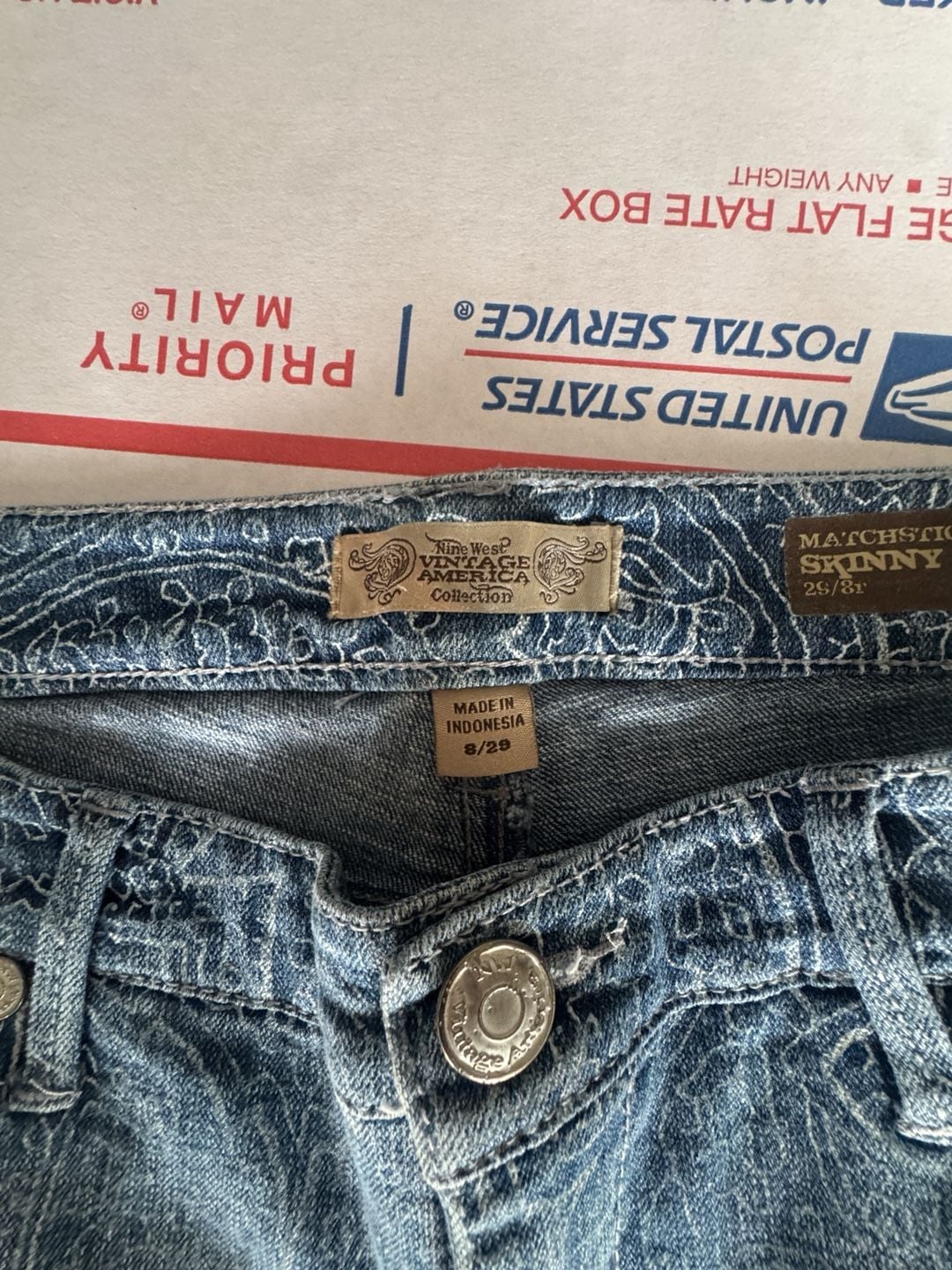 Nine West Vintage America Matchstick Skinny Jeans 29x31 Blue Paisley Print 4