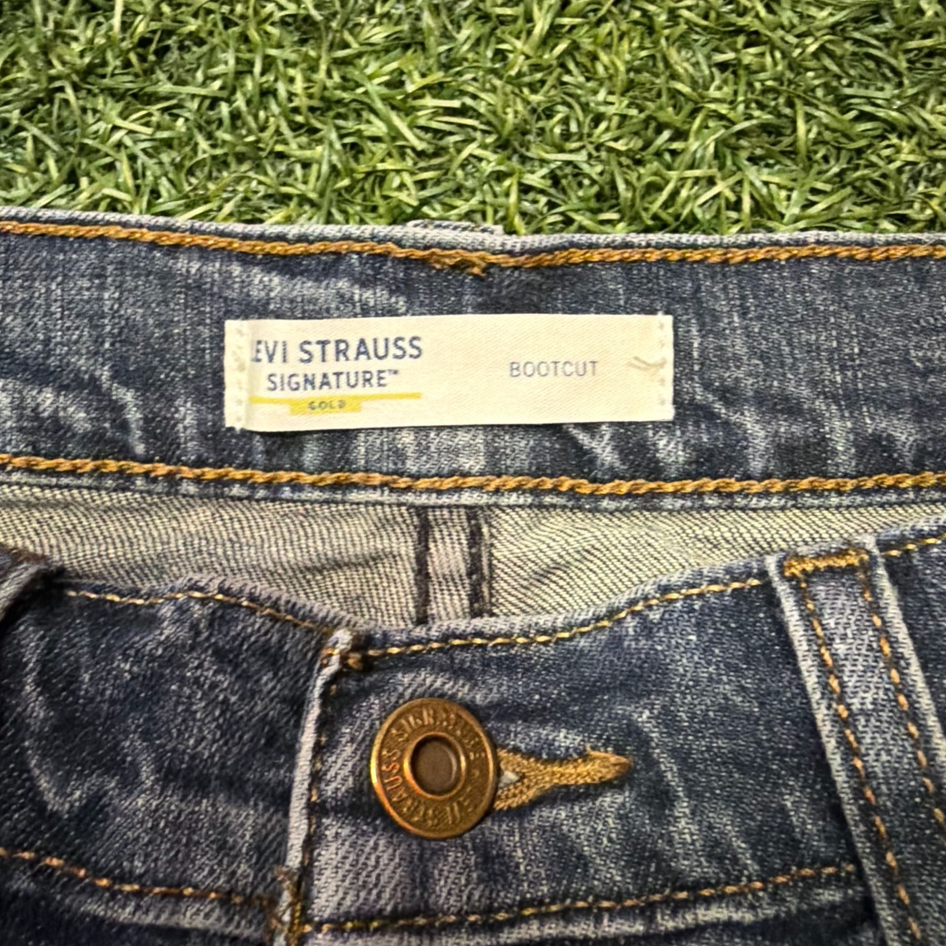 Levi Strauss Signature Bootcut Jeans Blue Denim 4