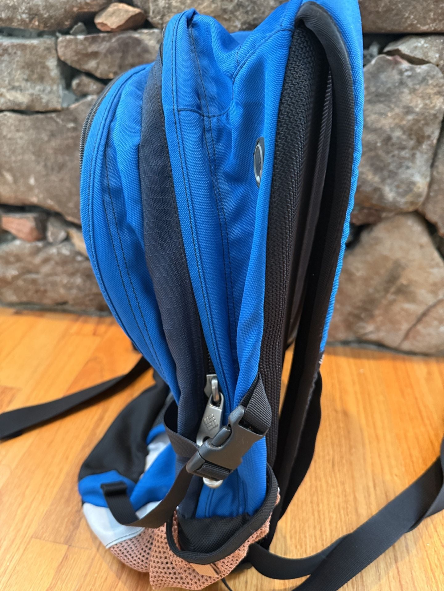 Columbia Sportswear Backpack Blue Black Outdoor Daypack 3