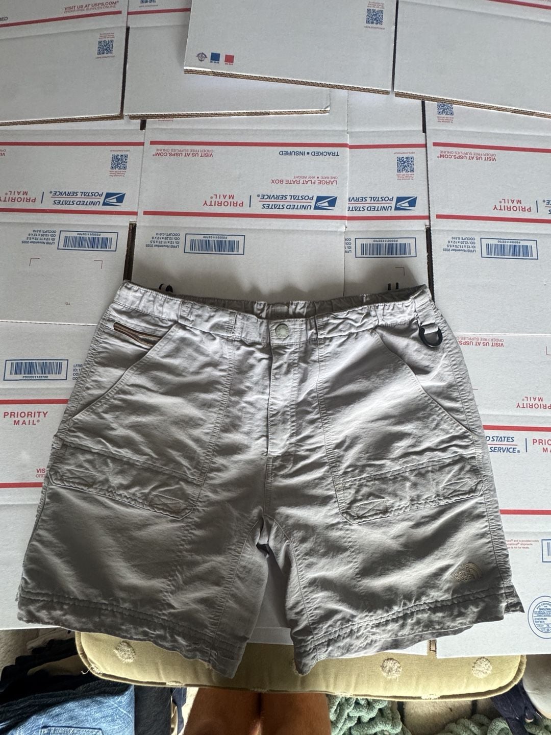 The North Face Cargo Shorts Size L Gray Pre-Owned 3
