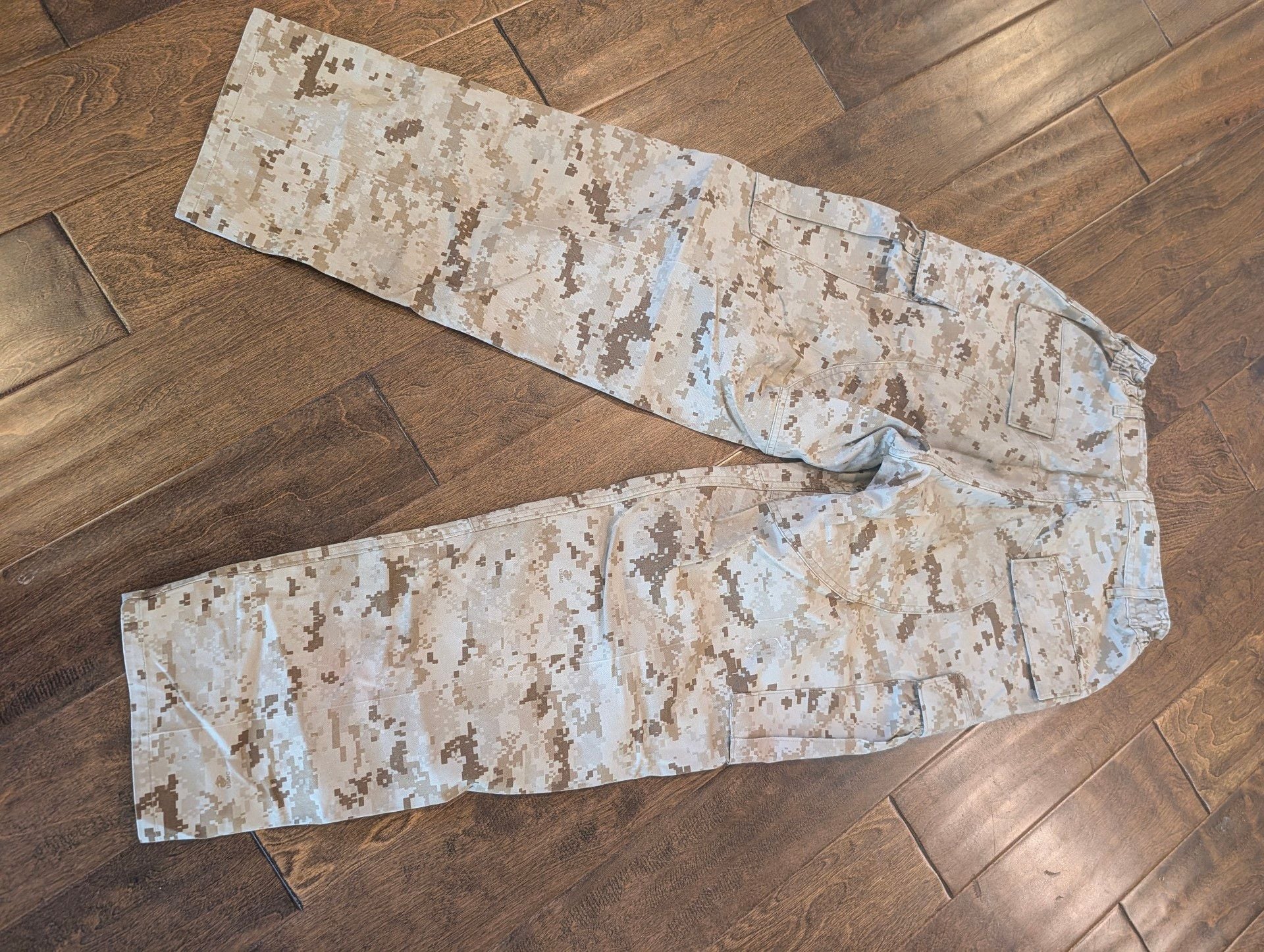 US Military USMC Desert MARPAT Camouflage Cargo Pants 7