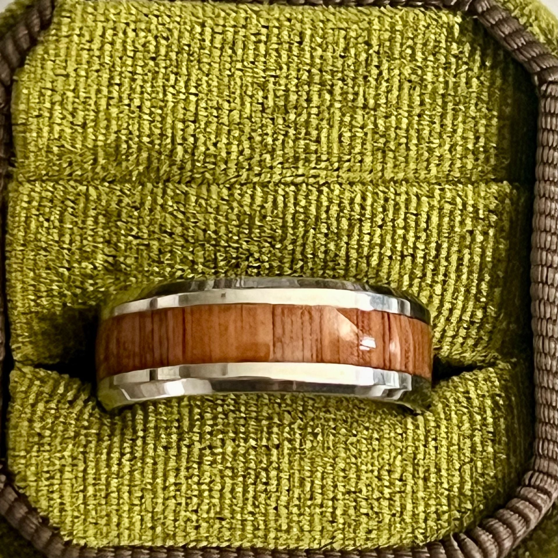 Tungsten Carbide Ring Koa Wood Inlay Silver Polished Finish 8mm Band Size 11 3