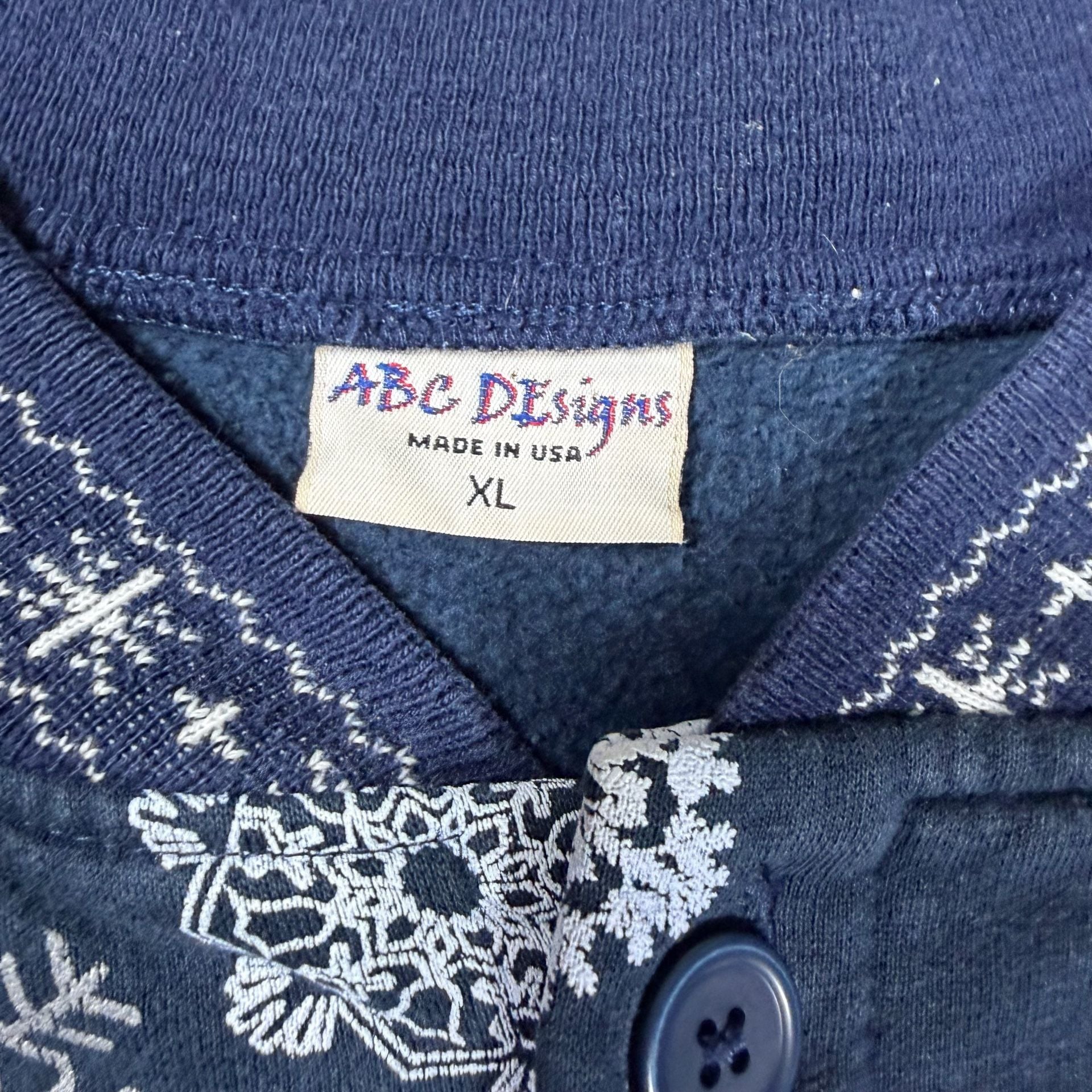 Vintage Y2K Snowflake Grandma Sweater Size XL Navy Blue Minnesota ABC Designs 5