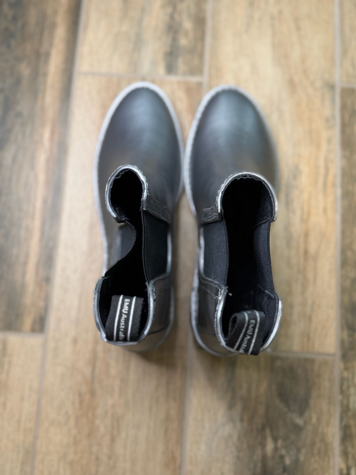 EMU Australia Ellin Chelsea Rain Boots Size 9 Silver 6