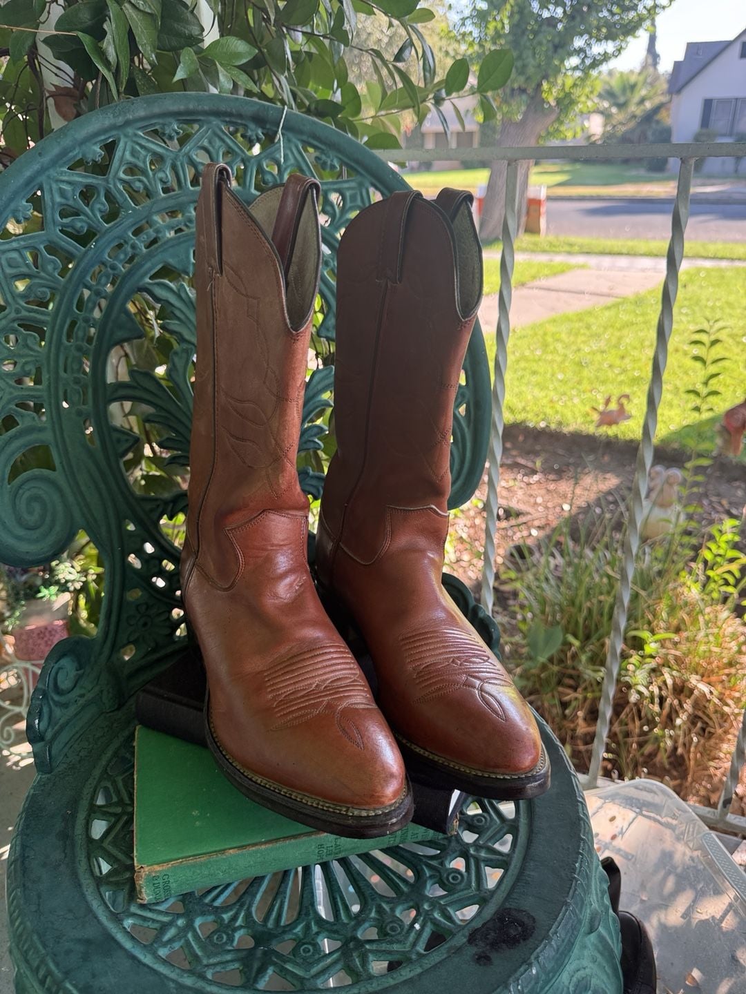 Vintage JUSTIN 2102 Cowboy Boots Men’s 9 B Narrow Made In USA Light Patina Vtg 70s /80s 3