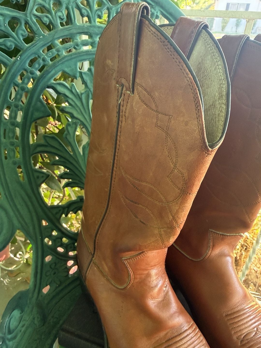 Vintage JUSTIN 2102 Cowboy Boots Men’s 9 B Narrow Made In USA Light Patina Vtg 70s /80s 4