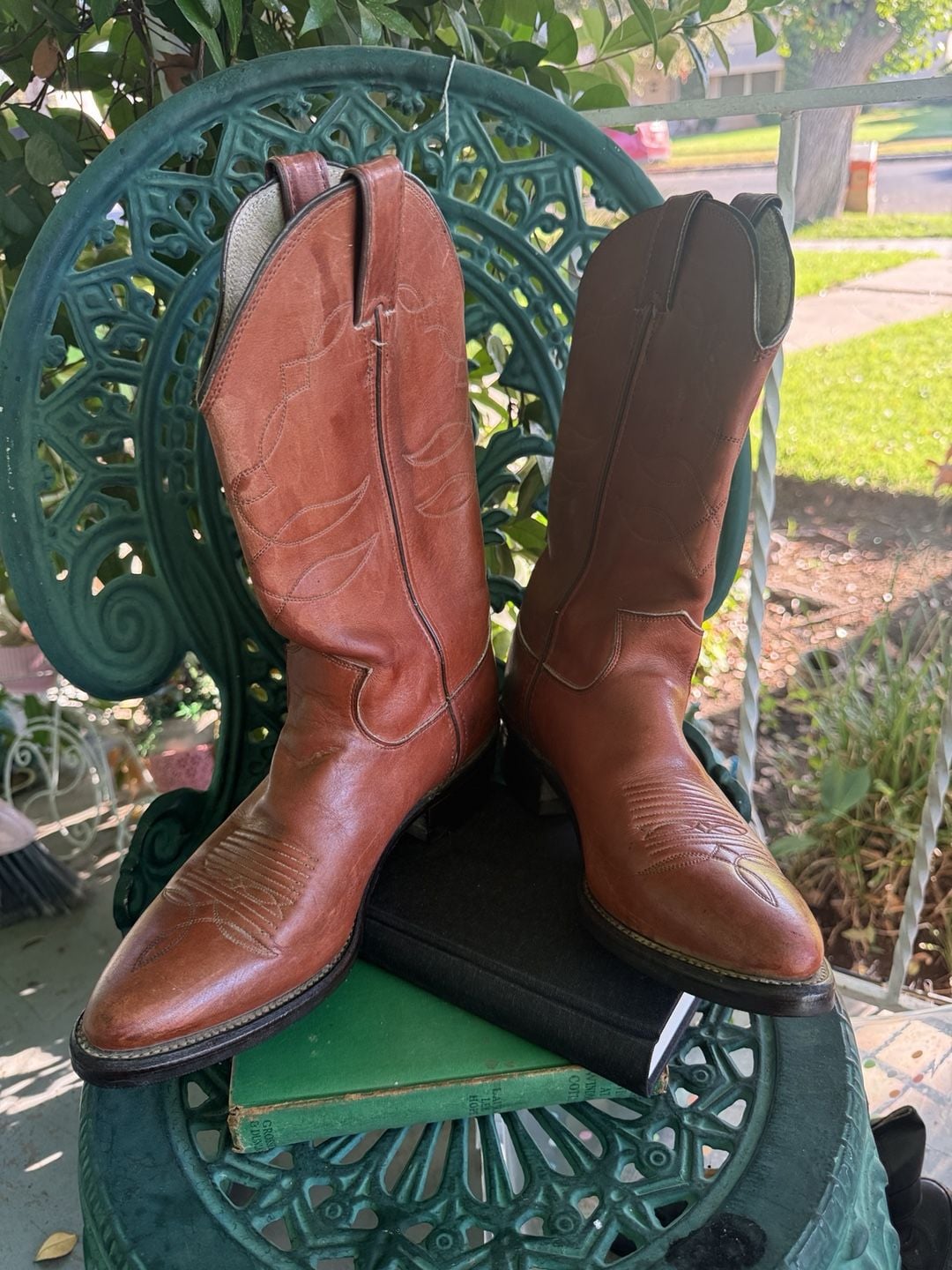 Vintage JUSTIN 2102 Cowboy Boots Men’s 9 B Narrow Made In USA Light Patina Vtg 70s /80s 6
