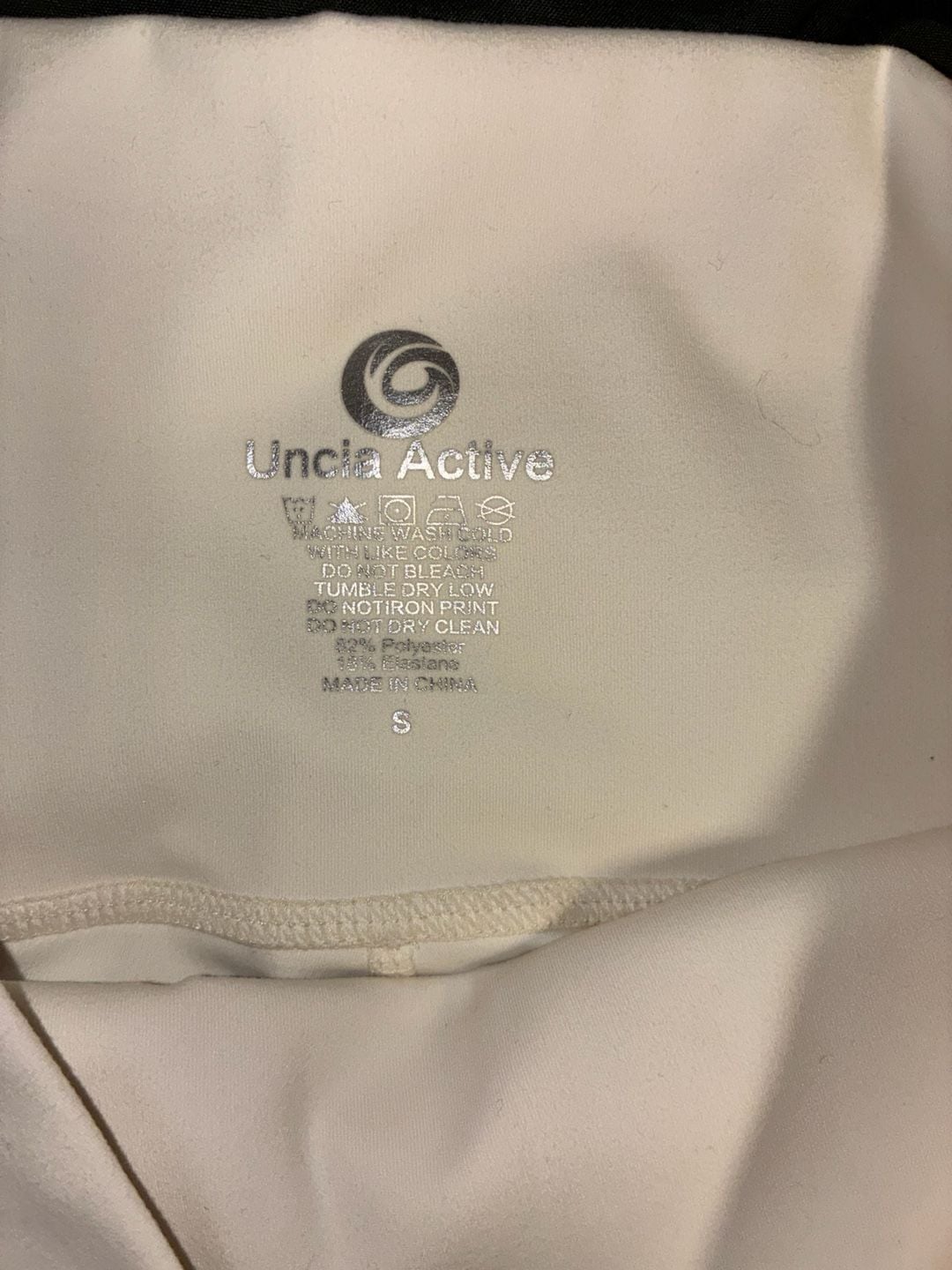 Uncia Active Track Jacket and Legging off White 5