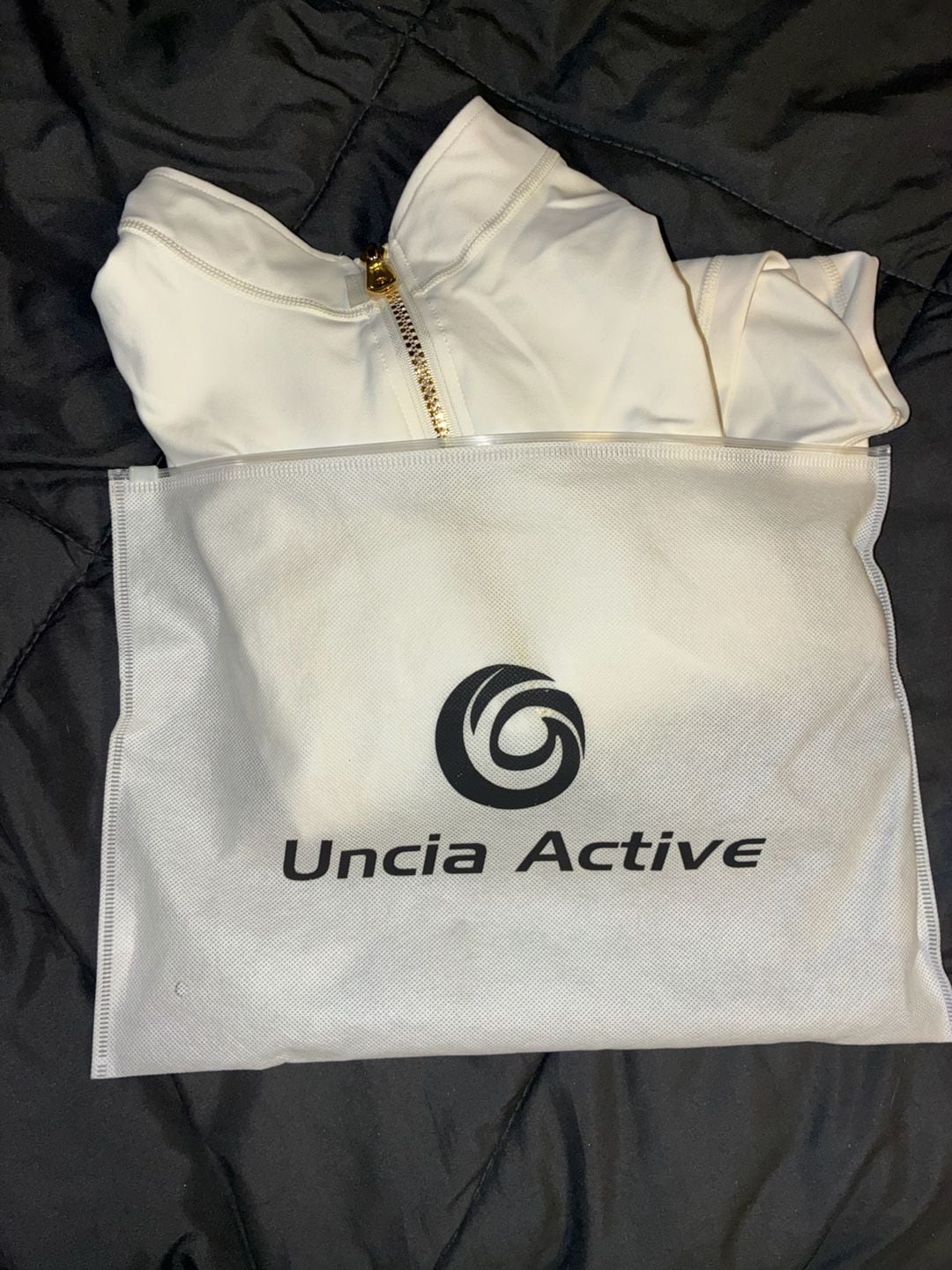 Uncia Active Track Jacket and Legging off White 11