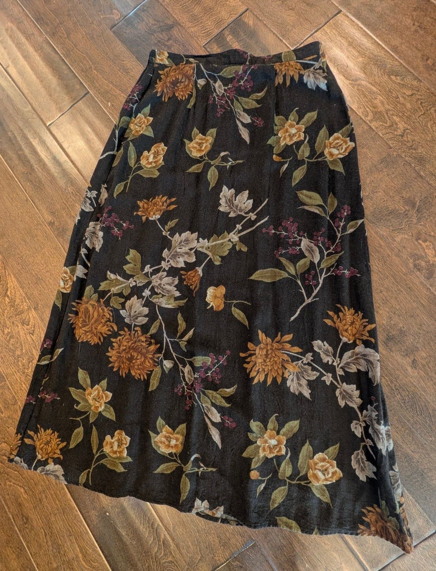 Vintage Romantic Whimsigoth Maxi Skirt Size Medium Floral Tapestry Made in USA Medium 7