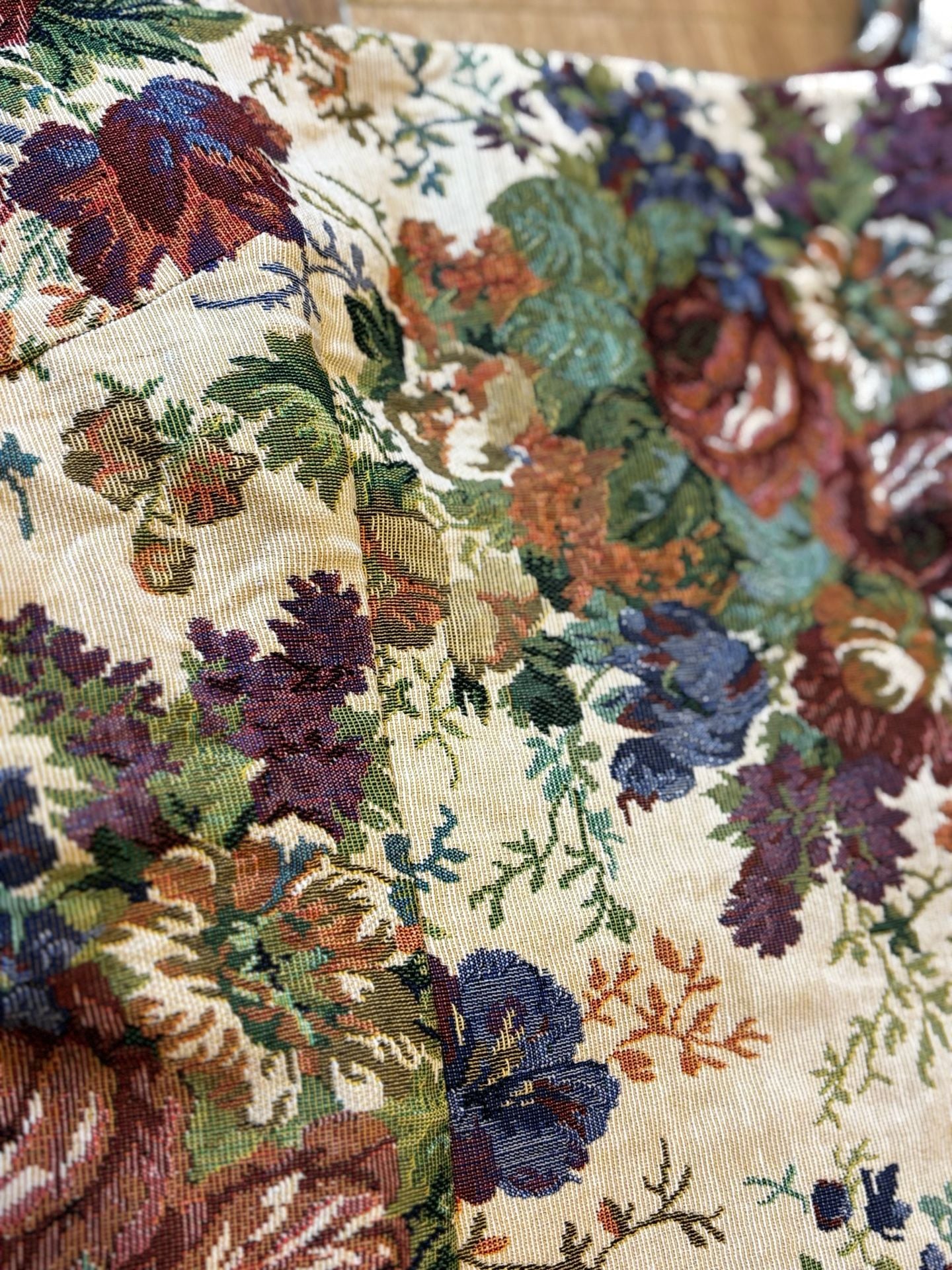 NWT COMMENSE Vintage Floral Tapestry Square Neck Mini Dress in size Large. 6