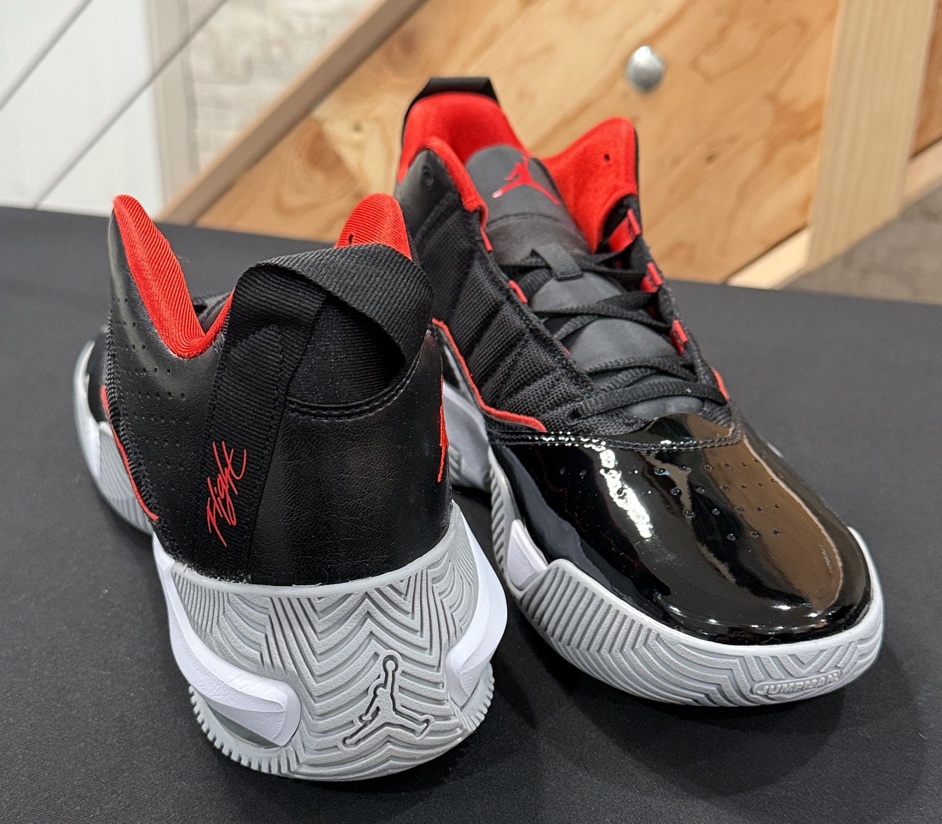 Jordan Stay Loyal Size 10 Black Chile Red White DB2884-001 3