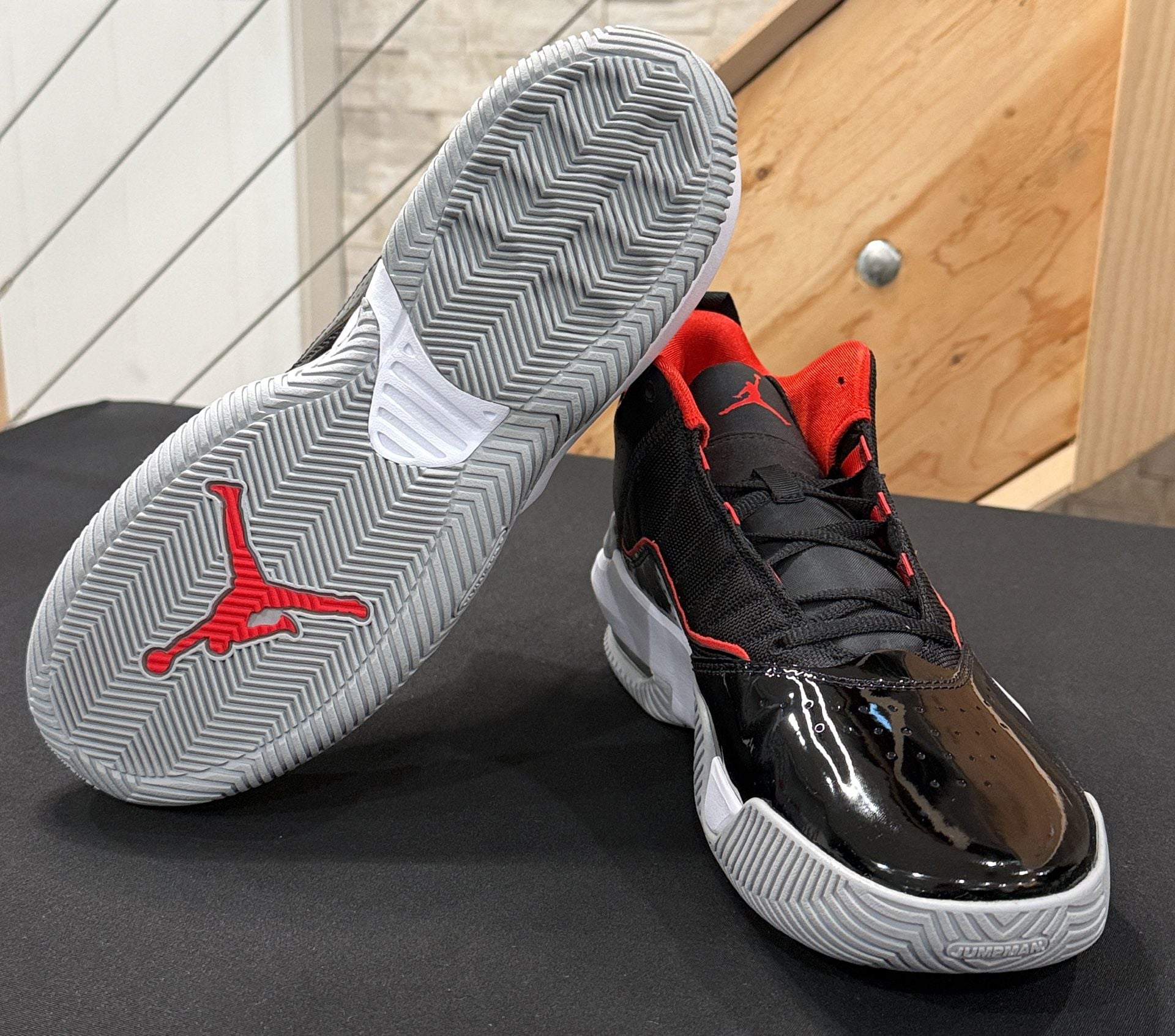 Jordan Stay Loyal Size 10 Black Chile Red White DB2884-001 5