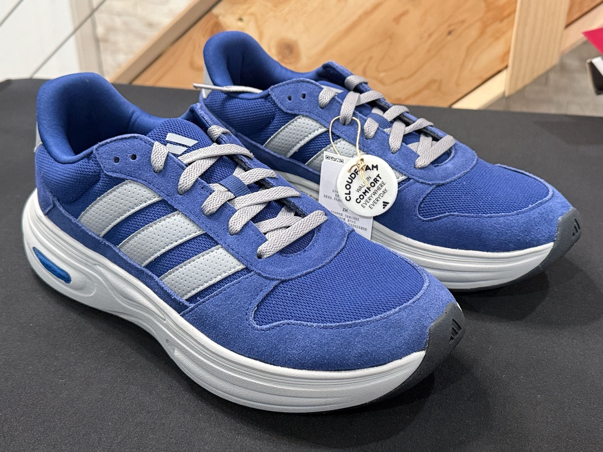 Adidas Cloudfoam Cuxxion-80S Size 10.5 Wide Blue Sneakers 2