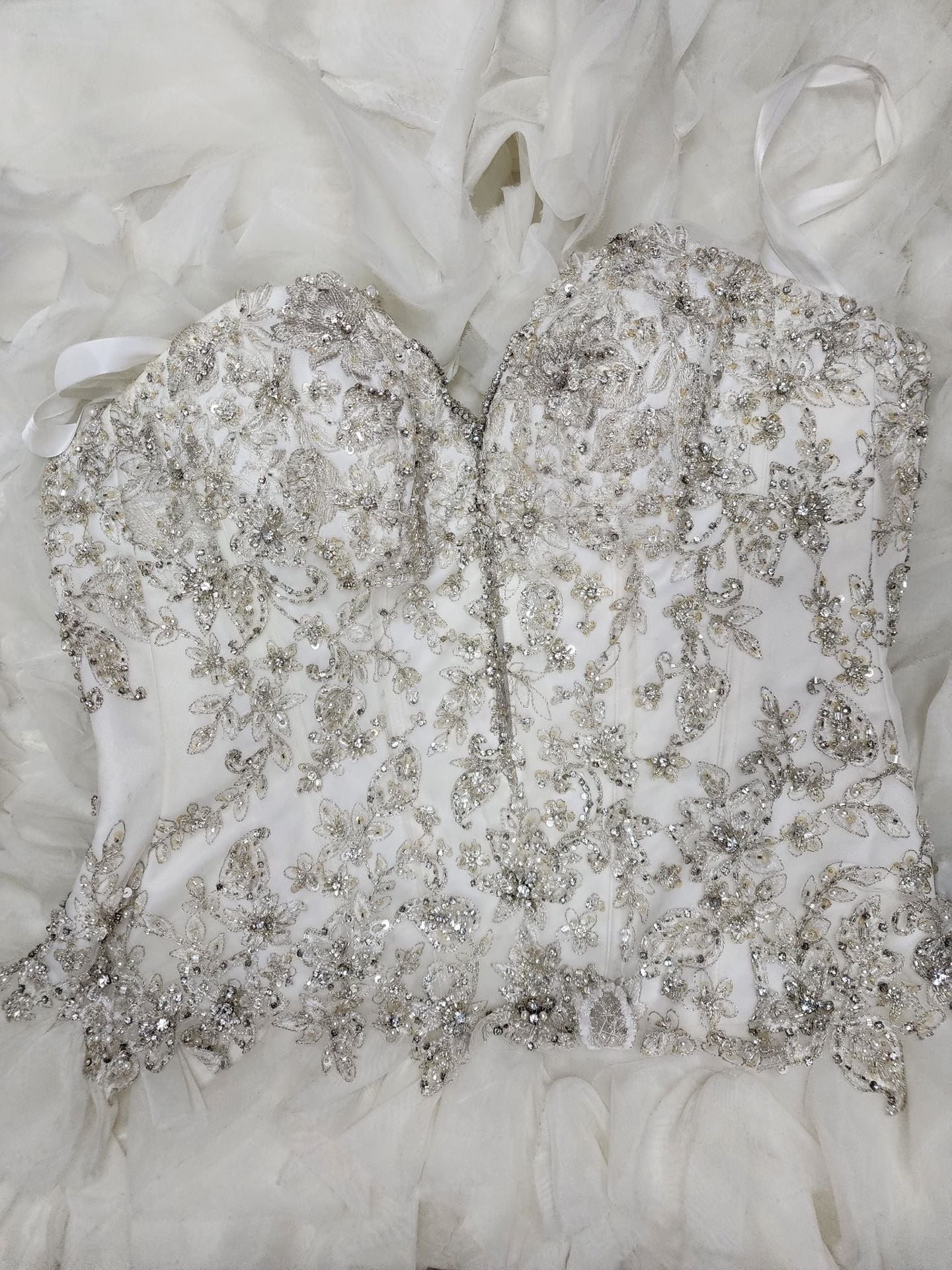 Allure Bridals C229 Wedding Dress Size 10 White Beaded Ruffle Ball Gown 10