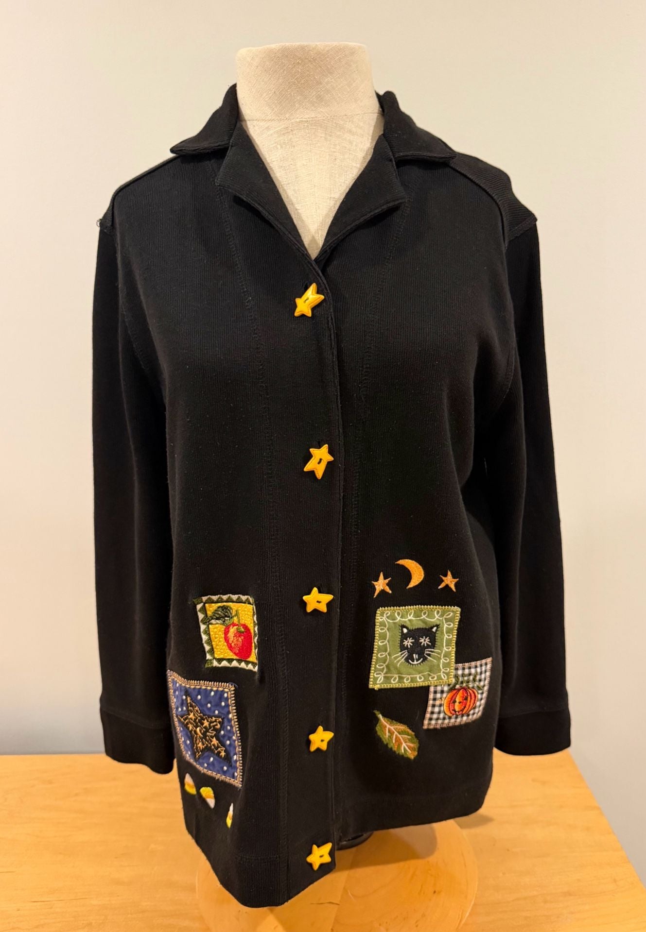 Onque Casuals Halloween Cardigan Black Star Buttons Embroidered Cat 2