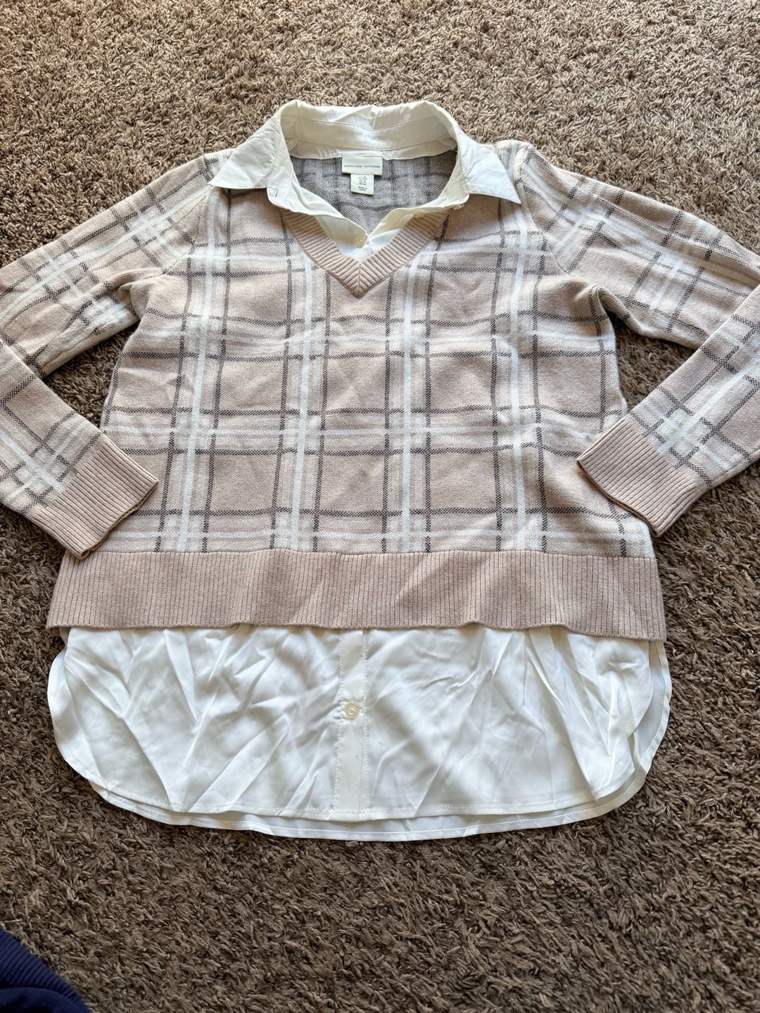 Adrienne Vittadini Layered Plaid Sweater Size M Beige 2