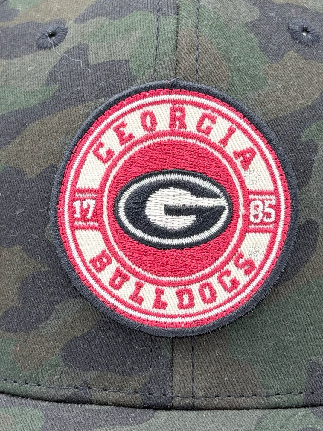 Fan Favorite Georgia Bulldogs Camo Mesh Trucker Hat OSFA New With Tags 3