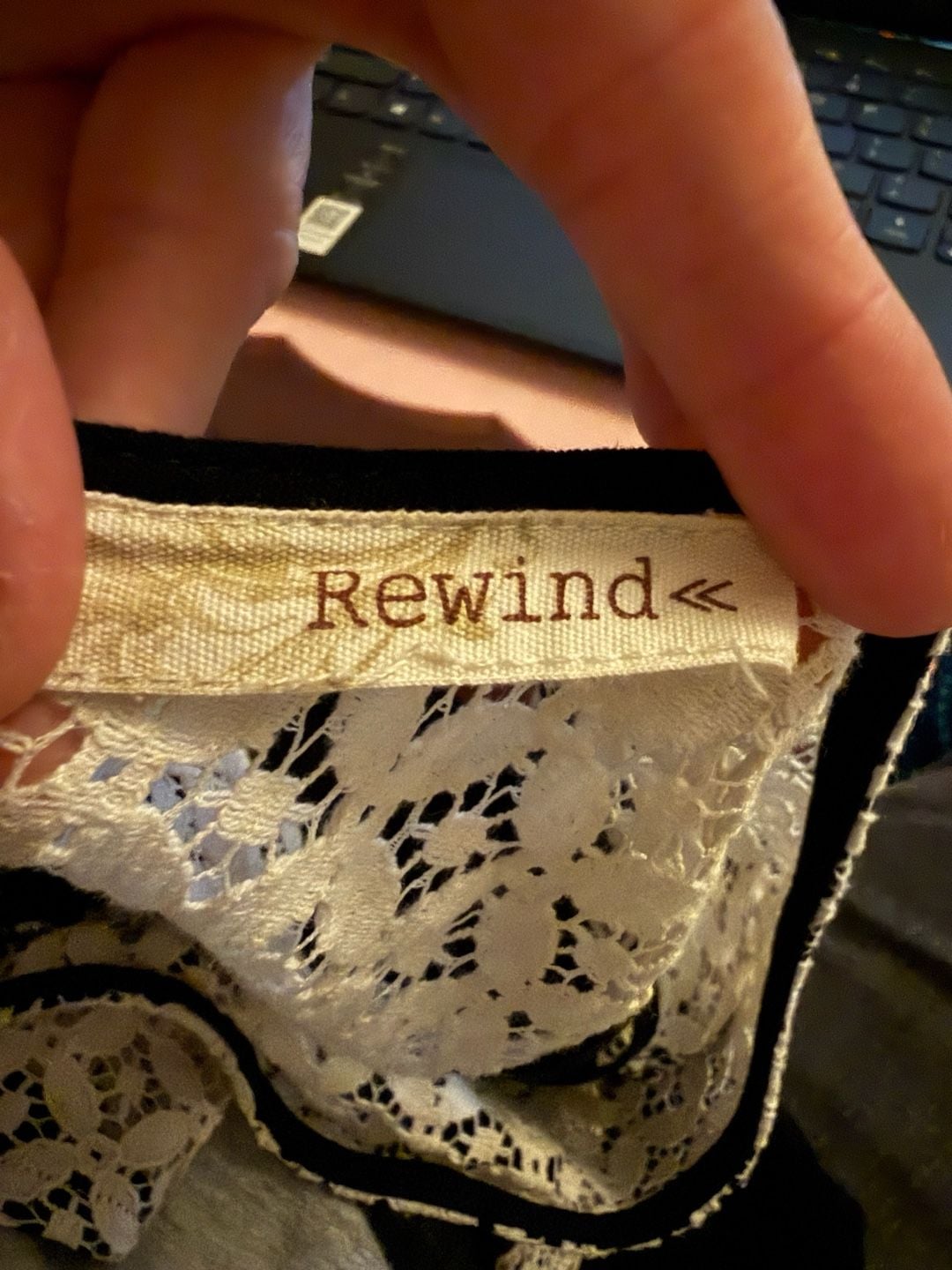 Product thumbnail 4
