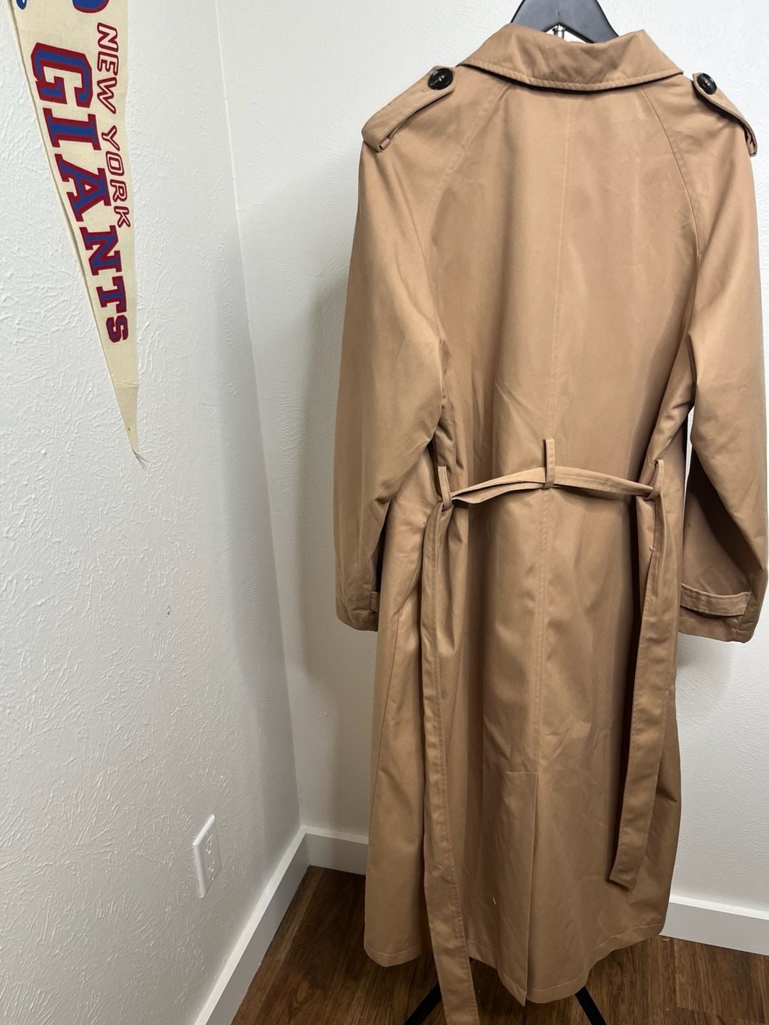 Fall Trench Coat Size- Tan Double Breasted Belted 3