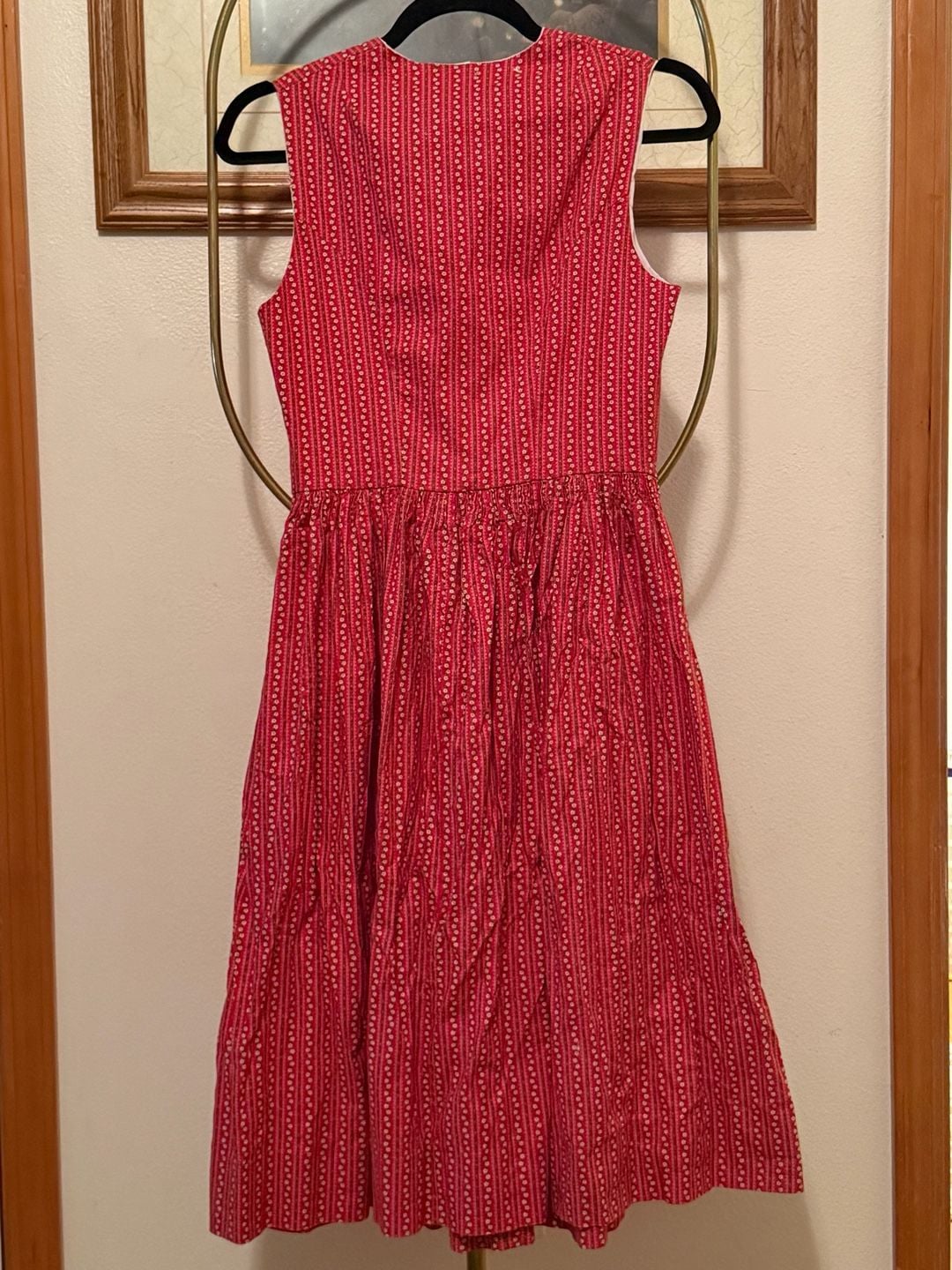 Vintage German Dirndl Dress Red Floral Size 42 4