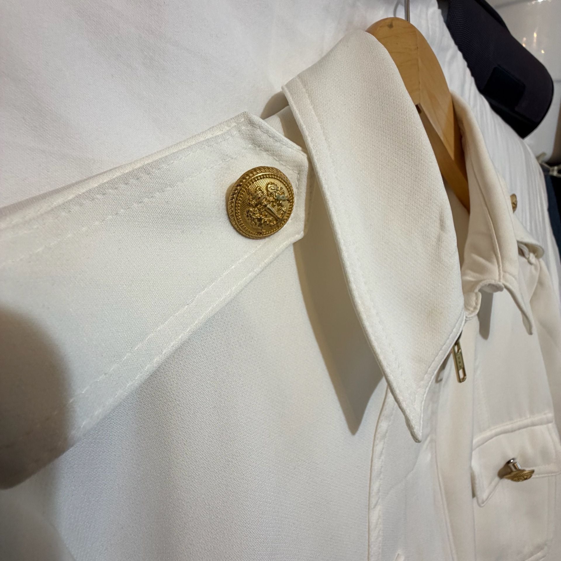 Morina G White Military Jacket Size G Gold Buttons 4