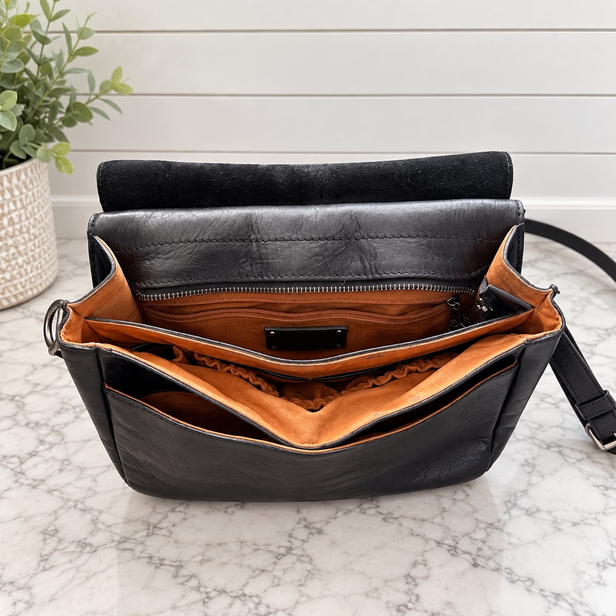 Patricia Nash London Smooth Black Leather Bag Messenger Crossbody 5