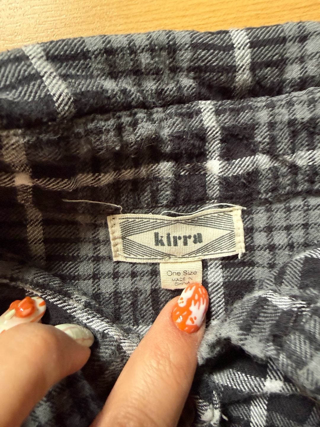 Kirra Black Plaid Flannel Button Up Shirt One Size Long Sleeve 4