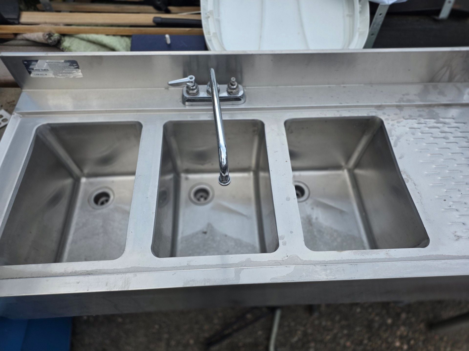 Advance Tabco CRB-43L-X Three Compartment Sink with Drainboard 2