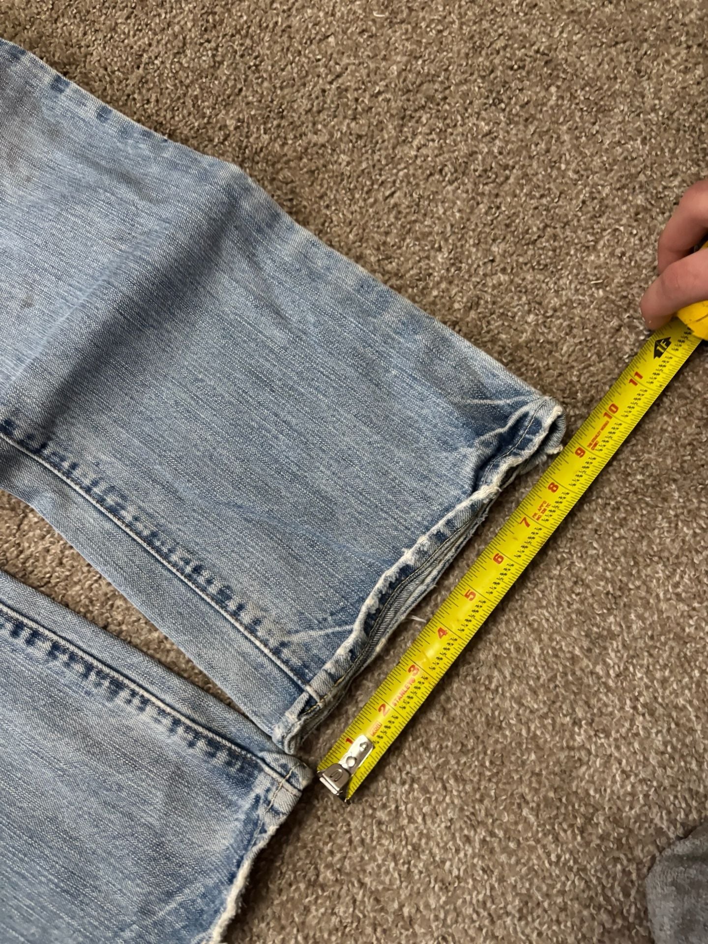 1990s Early 2000s Abercrombie & Fitch Distressed Jeans 32x32 Light Wash Bootcut 7