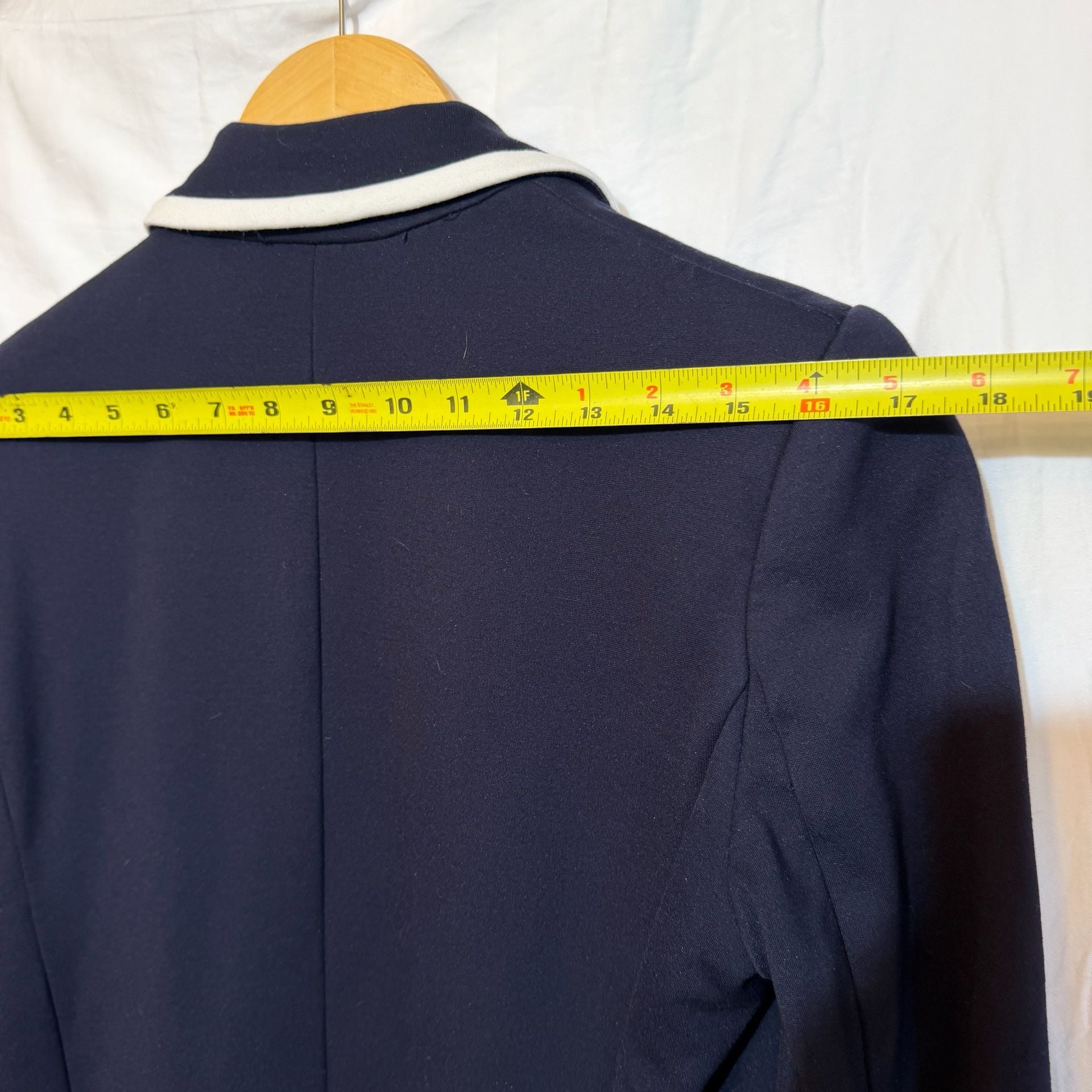 Elie Tahari Navy White Trim Blazer Jacket 9