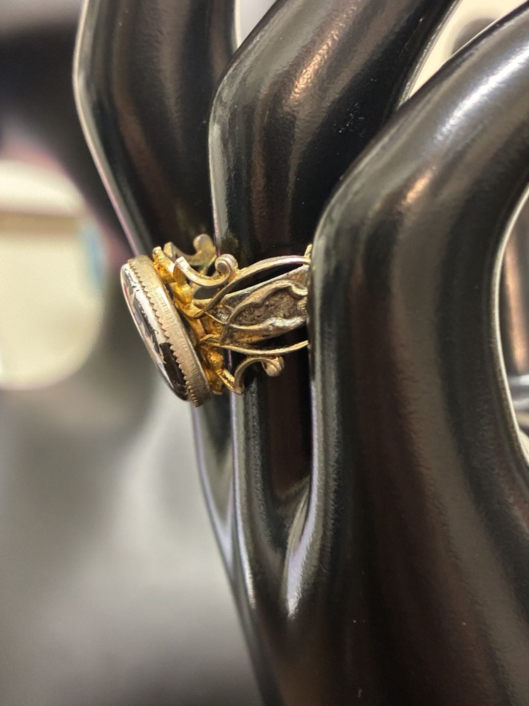Vintage 1950s Victorian Revival Floral Enamel Spinning Compass Ring 4