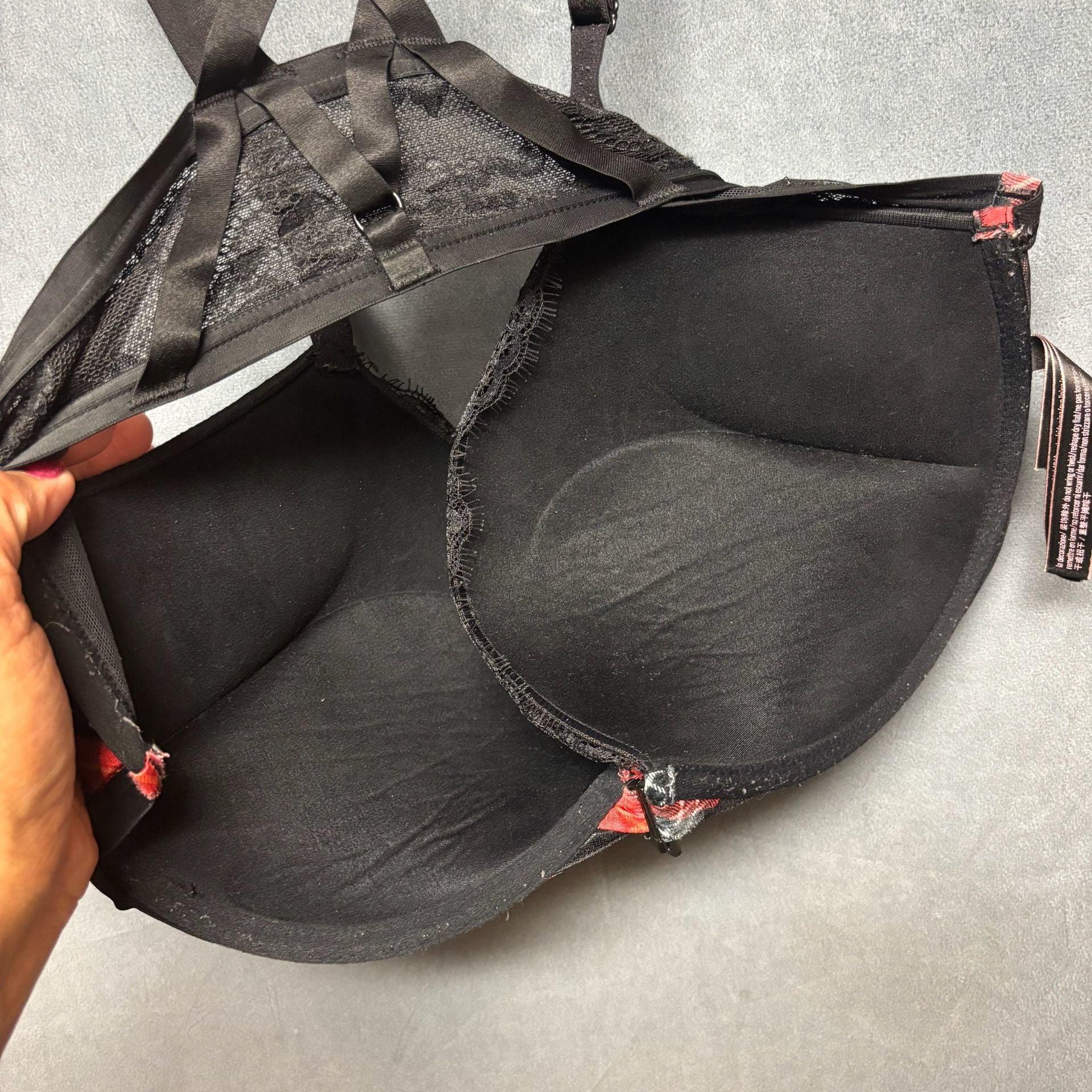 Victoria's Secret Push Up Bra Size 38D Black Plaid Lace Strappy Witchy Gothy 7