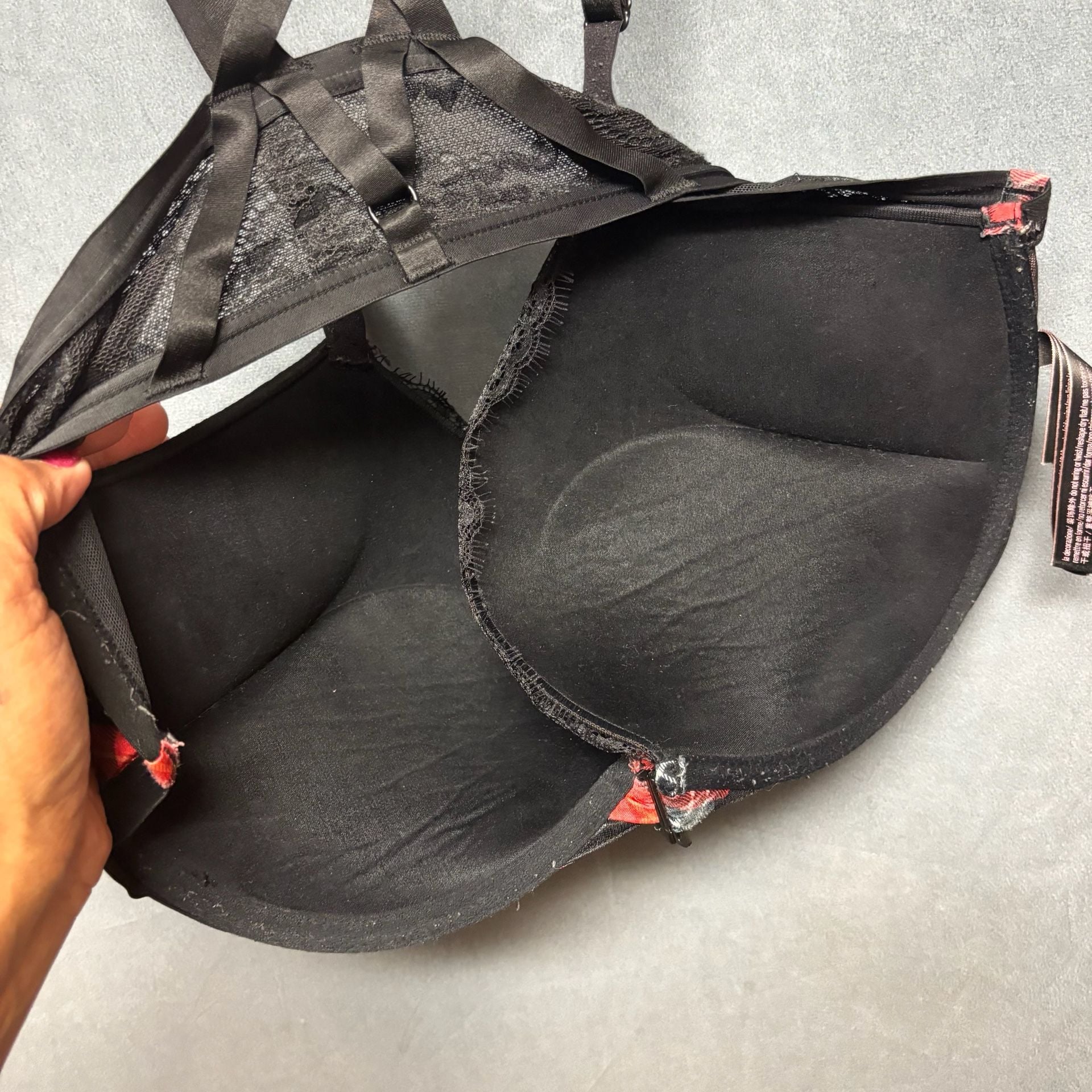 Victoria's Secret Push Up Bra Size 38D Black Plaid Lace Strappy Witchy Gothy 8