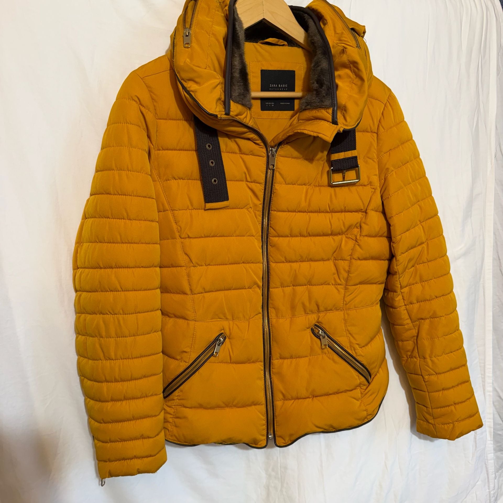 Zara Basic Outerwear Puffer Jacket Size L Yellow Quilted Fur Collar 2