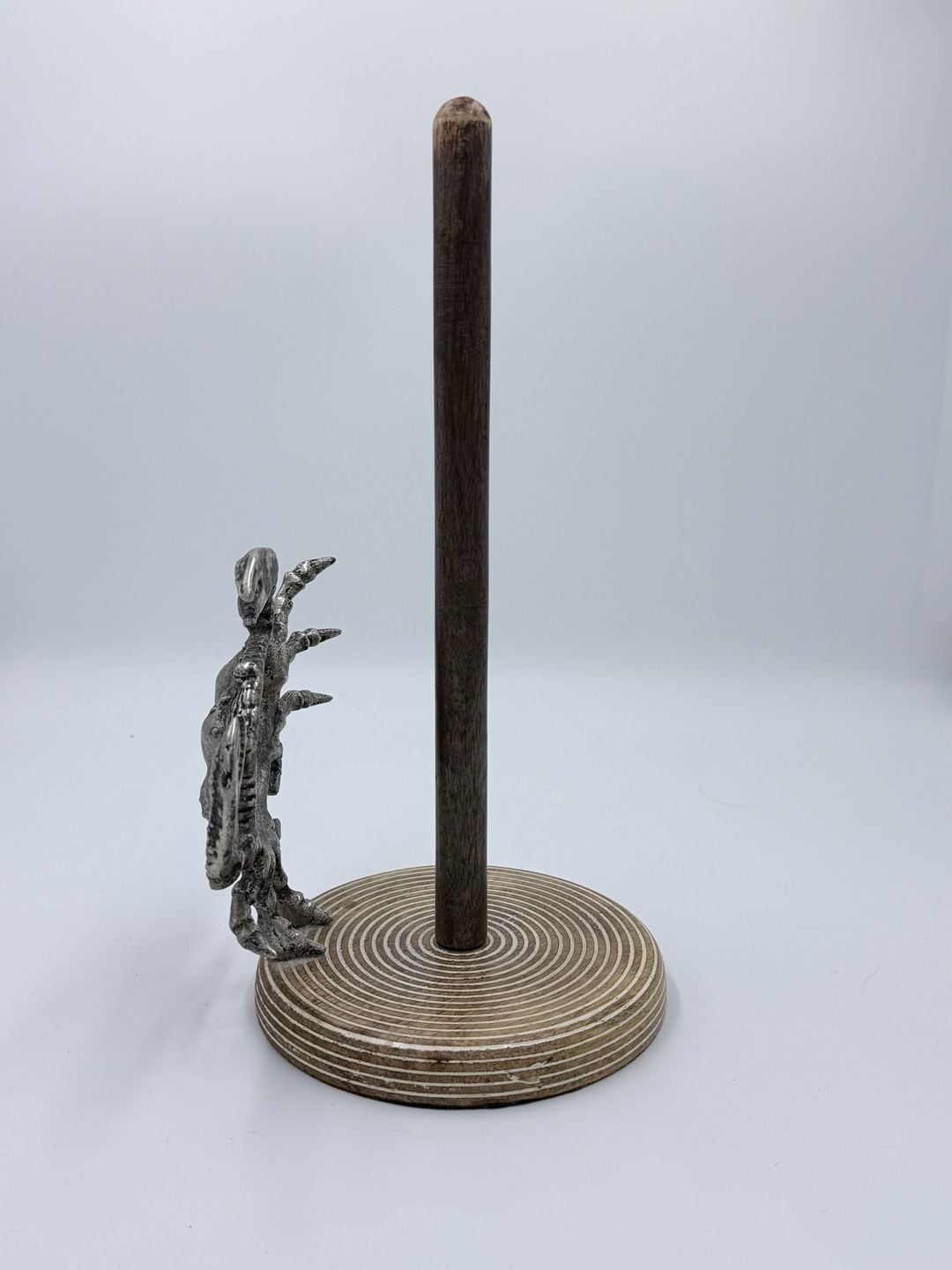 MD Crab Paper Towel Holder - Wooden With Metal Crab Ocean Beach Decor 3