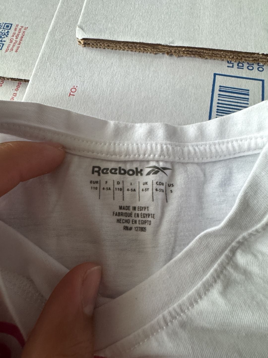 Reebok T-Shirt Size 5 White Pink Graphic Short Sleeve Kids 3