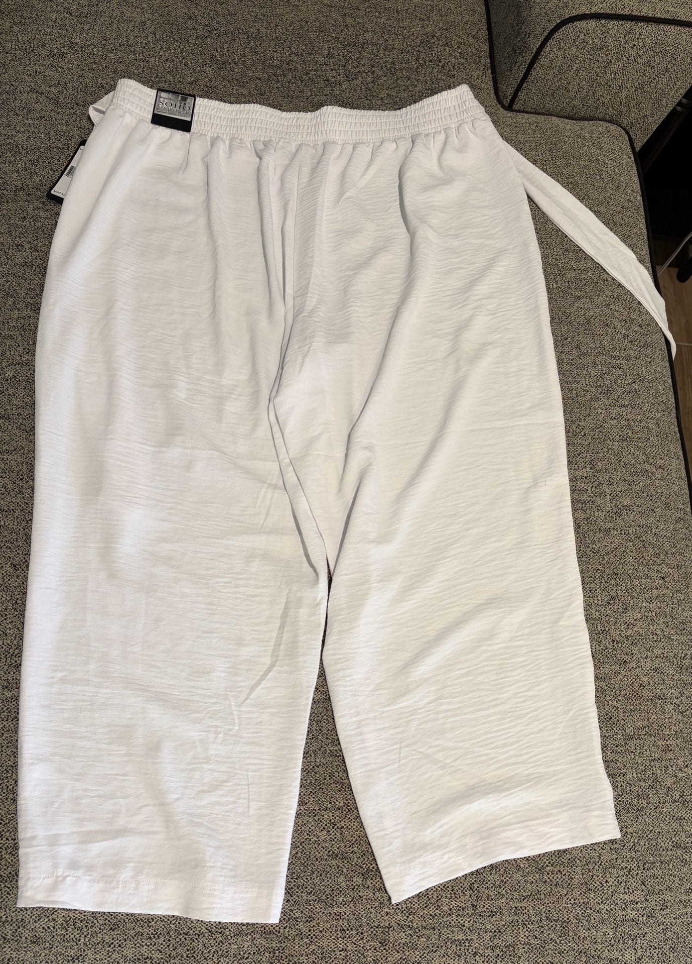 NWT 073-SOHO Apparel Ltd. Pants Size 2X White Bow Tie Waist Cropped Capri 3