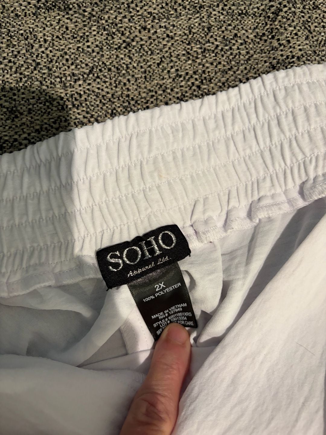NWT 073-SOHO Apparel Ltd. Pants Size 2X White Bow Tie Waist Cropped Capri 4