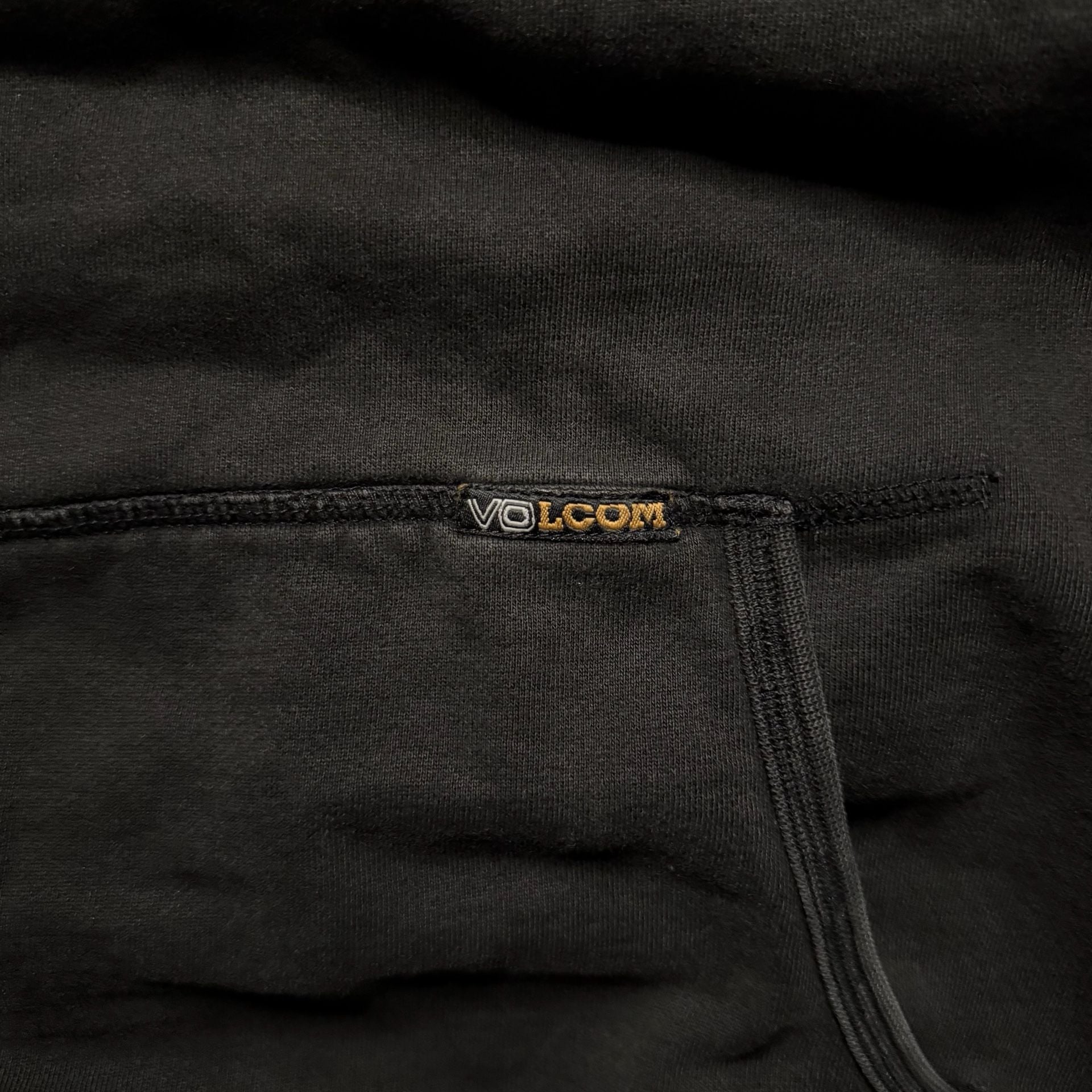 Vintage Volcom Liberation Black Hoodie Men’s Large Y2K Skate Streetwear 8