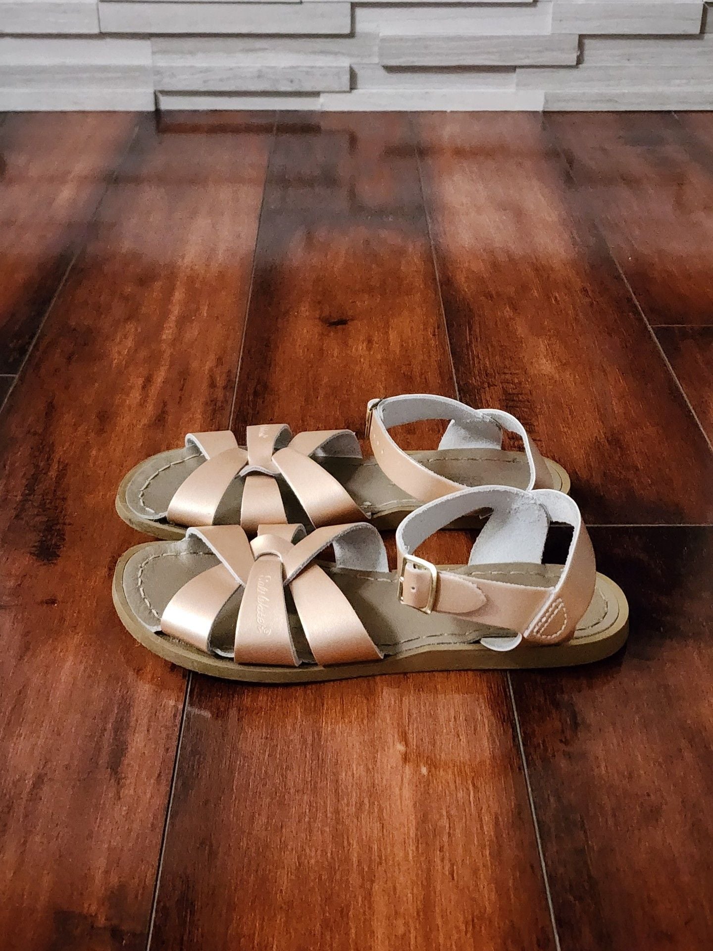 Hoyt Salt-Water Sandals Leather Strappy Sandals Size 3 Nude 4