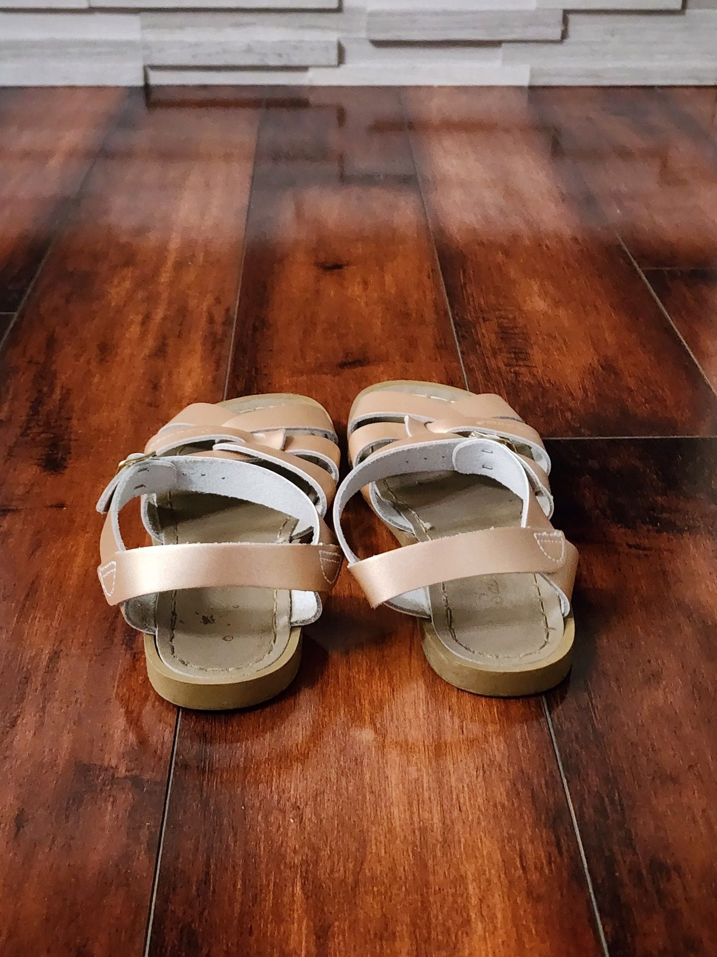 Hoyt Salt-Water Sandals Leather Strappy Sandals Size 3 Nude 5