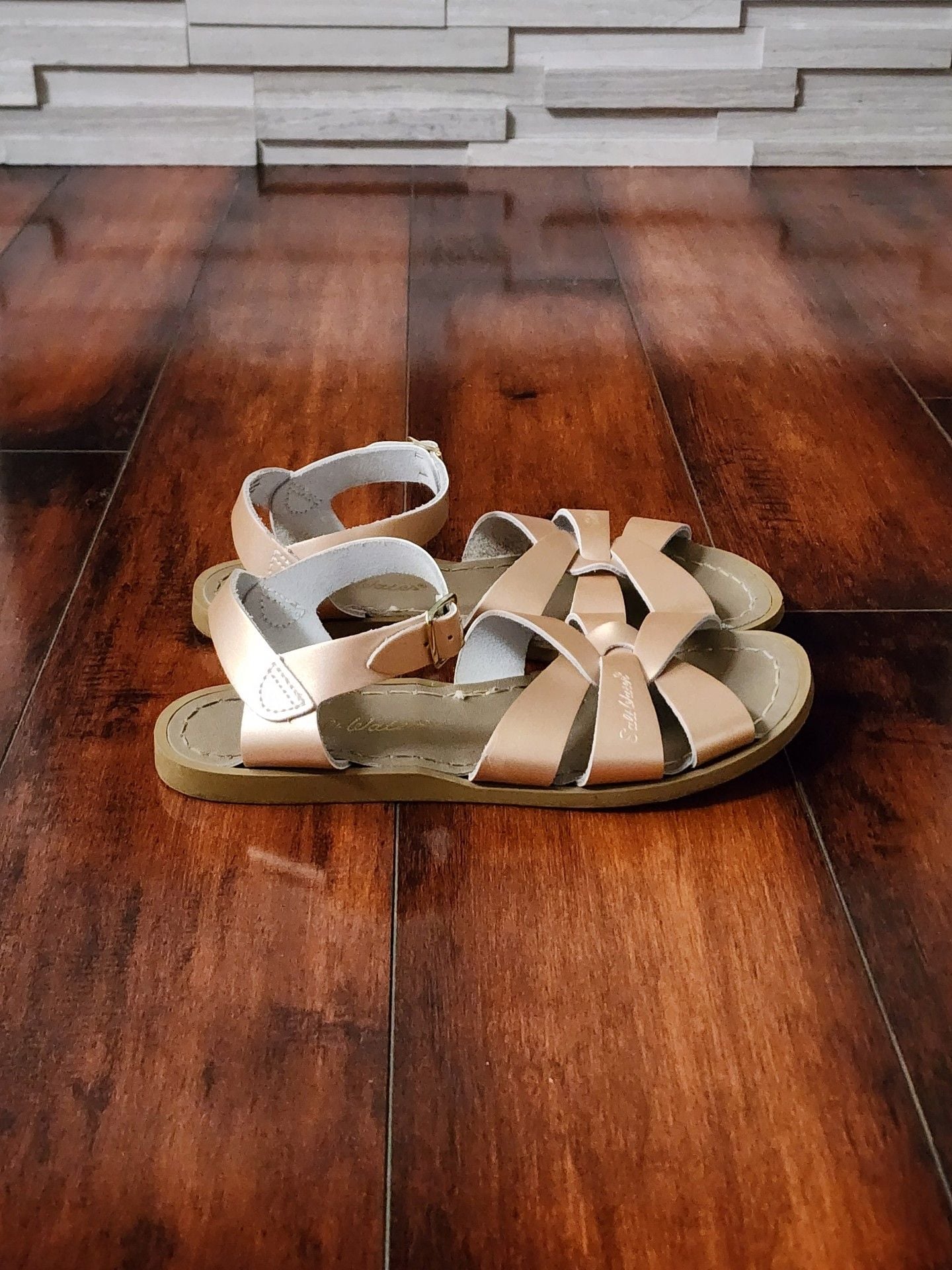 Hoyt Salt-Water Sandals Leather Strappy Sandals Size 3 Nude 6