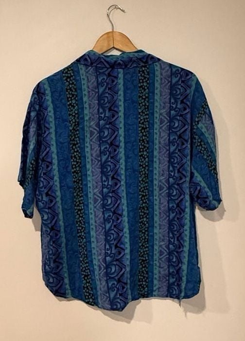 Caribou Button Down Shirt Blue Geometric Vintage 90s 4
