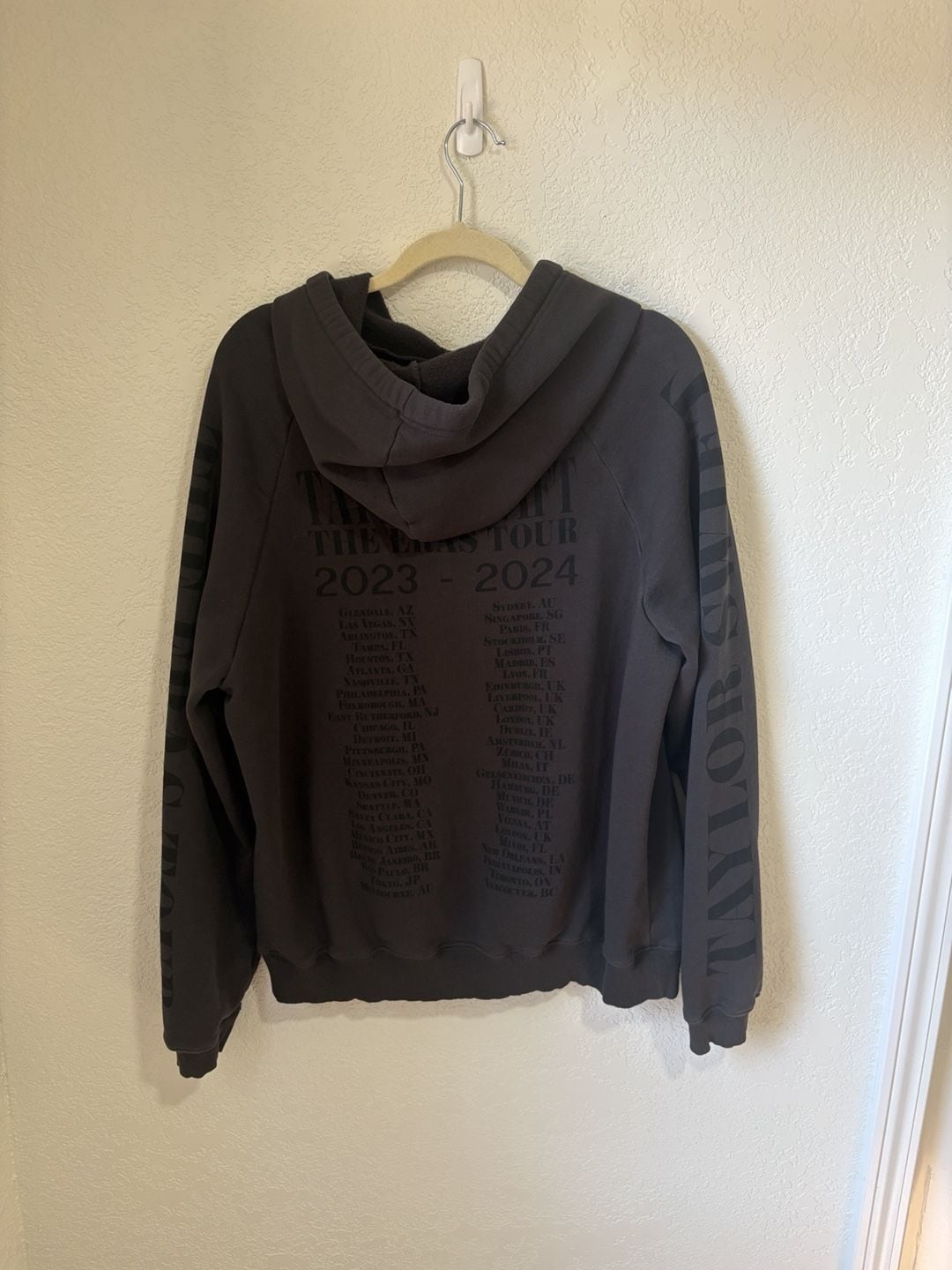 Taylor Swift The Eras Tour Hoodie Size S Charcoal Photo Collage Tour Dates 2